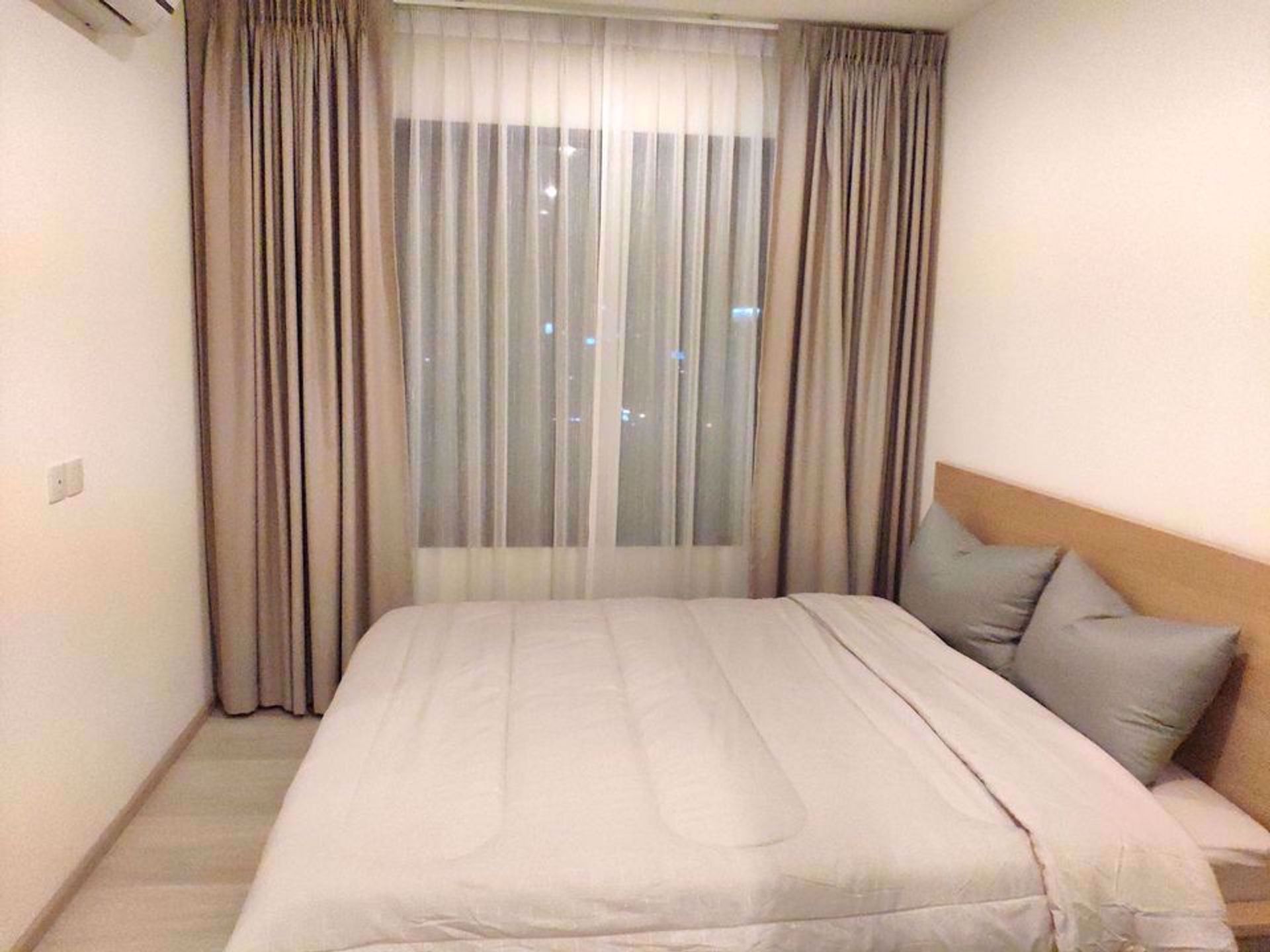 Condominium in Ban Na Lied, Krung Thep Maha Nakhon 12214042