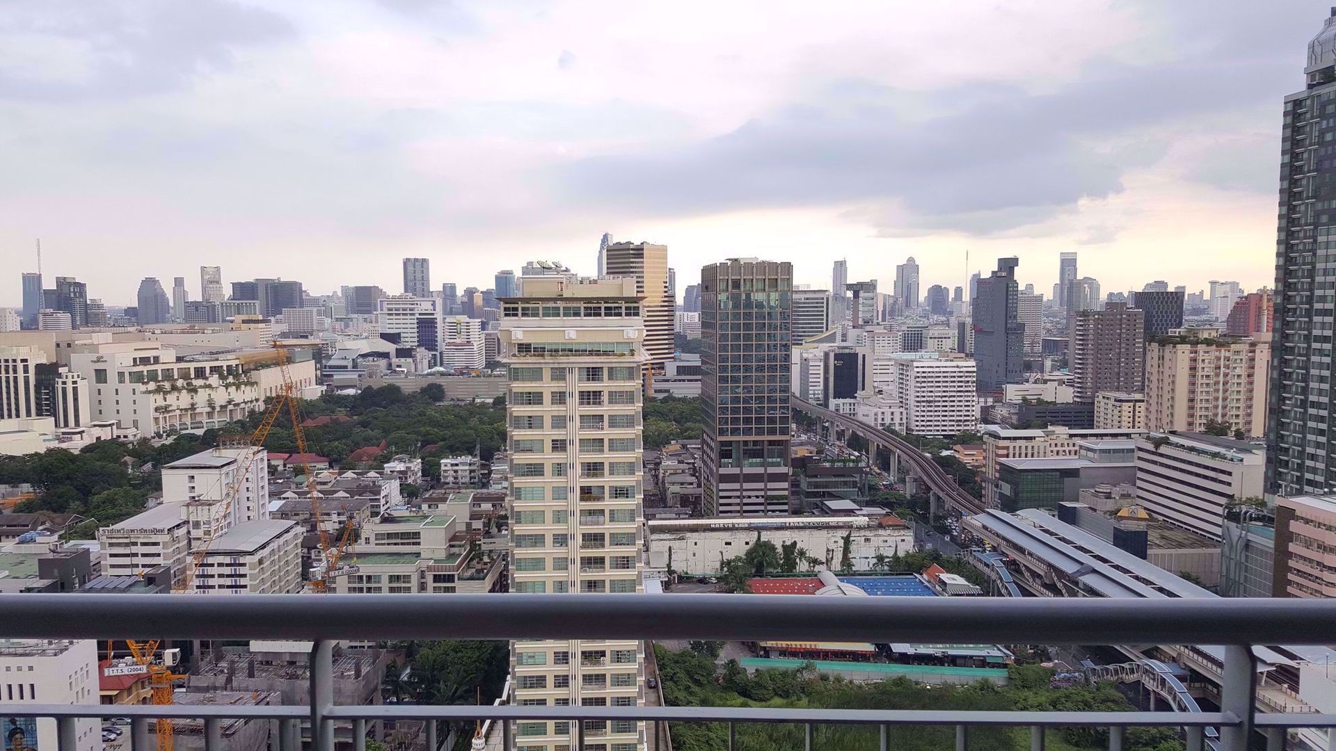 Condominio nel , Krung Thep Maha Nakhon 12214137