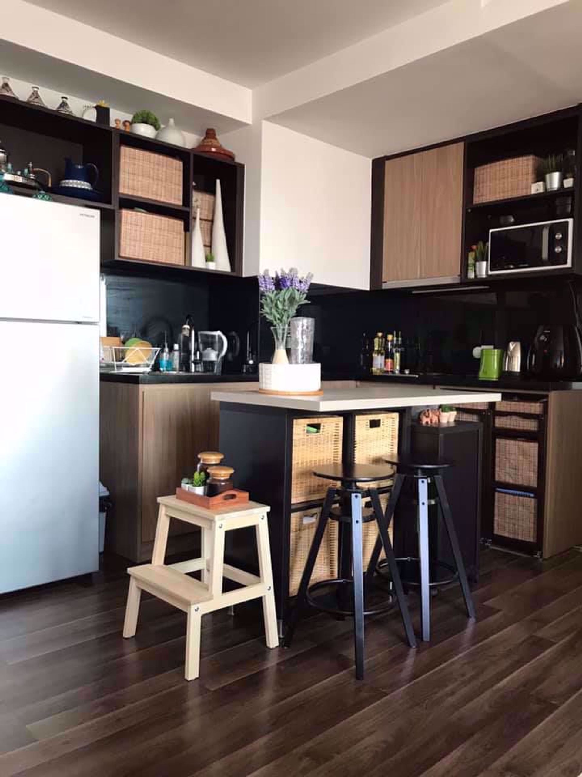 Condominium in Ban Khlong Samrong, Samut Prakan 12214172