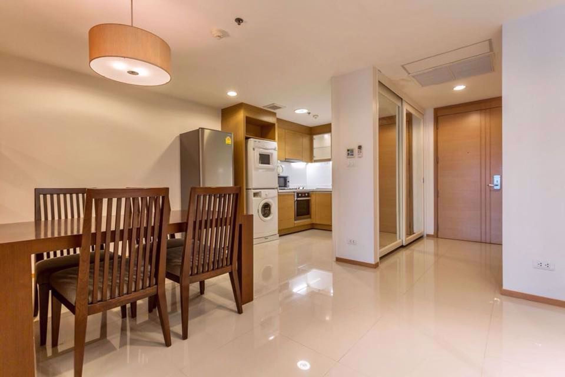 Condominium in Watthana, Krung Thep Maha Nakhon 12214340