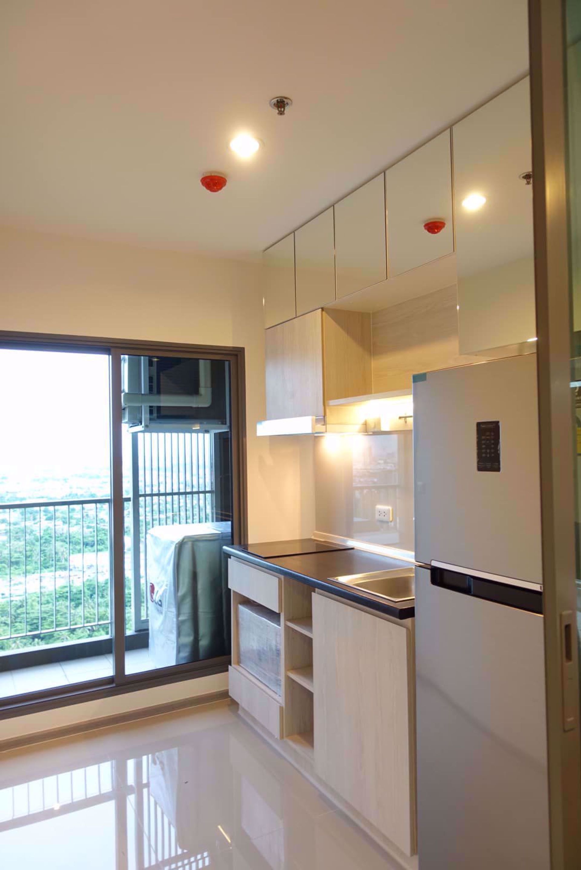 Condominio nel Bangkok Yai, Krung Thep Maha Nakhon 12214566