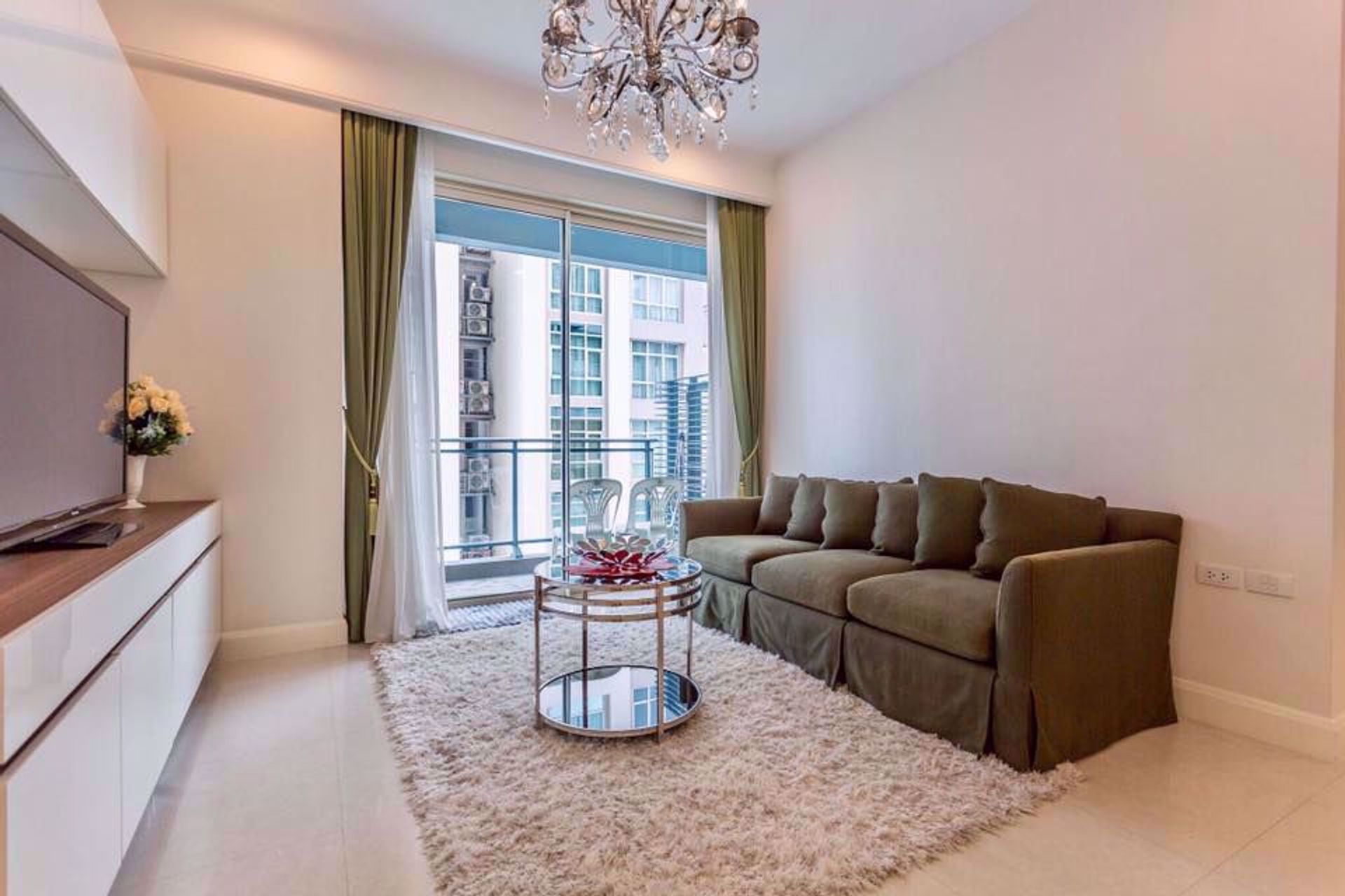 Condominium in Pathum Wan, Krung Thep Maha Nakhon 12214590