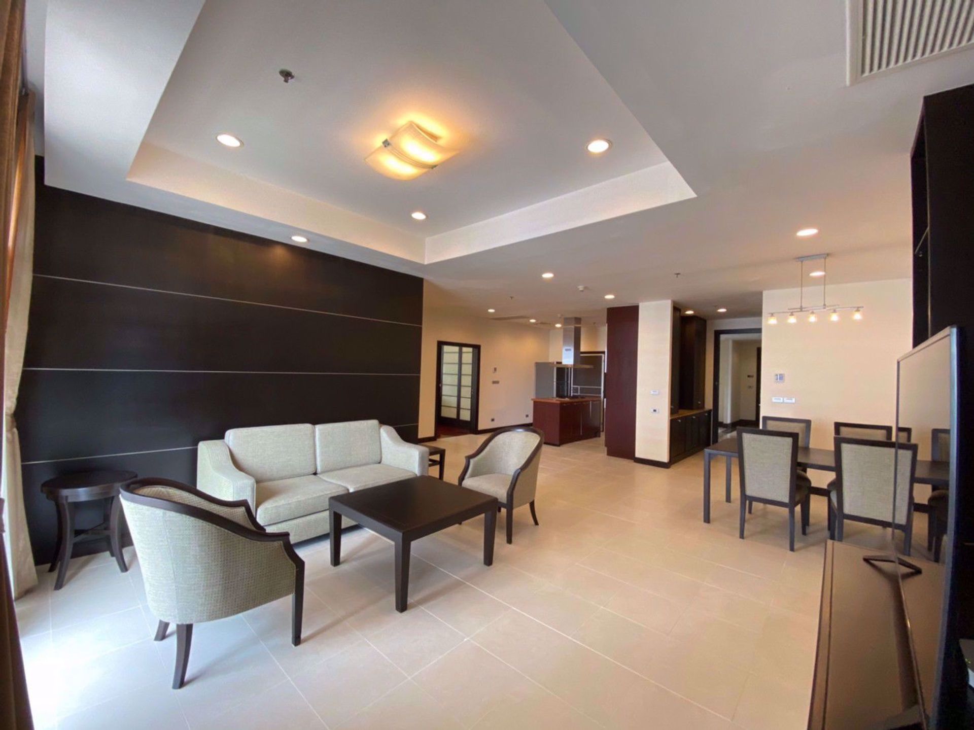 Condominium in Ban Na Lied, Krung Thep Maha Nakhon 12214637