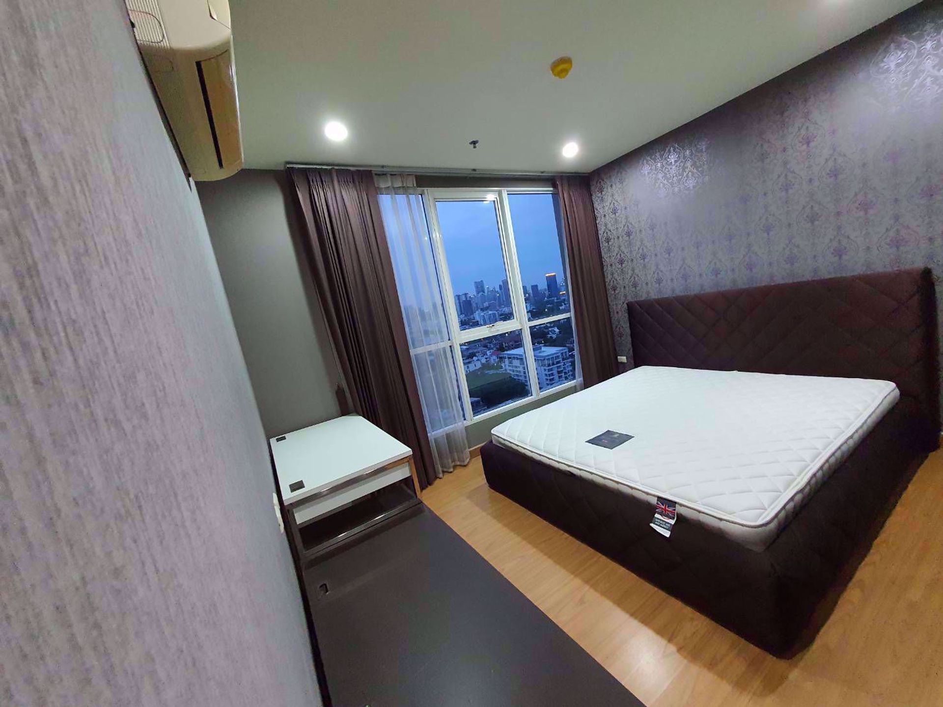 Condominio nel Yan Nawa, Krung Thep Maha Nakhon 12214803