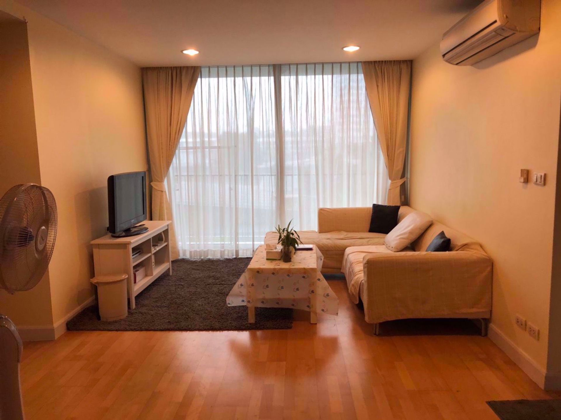 Condominio nel Scendere, Krung Thep Maha Nakhon 12214811