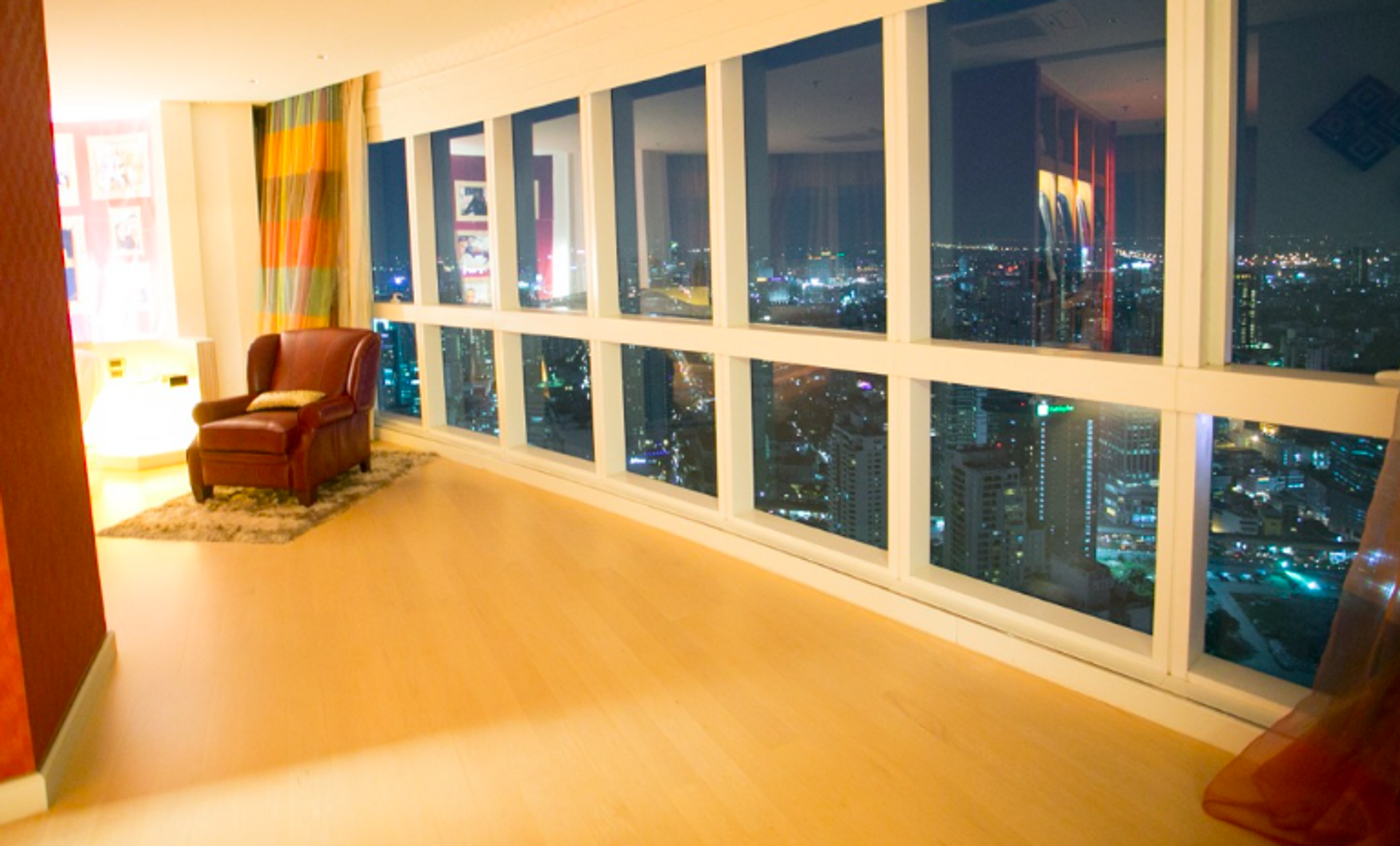 Condominium in , Krung Thep Maha Nakhon 12214836