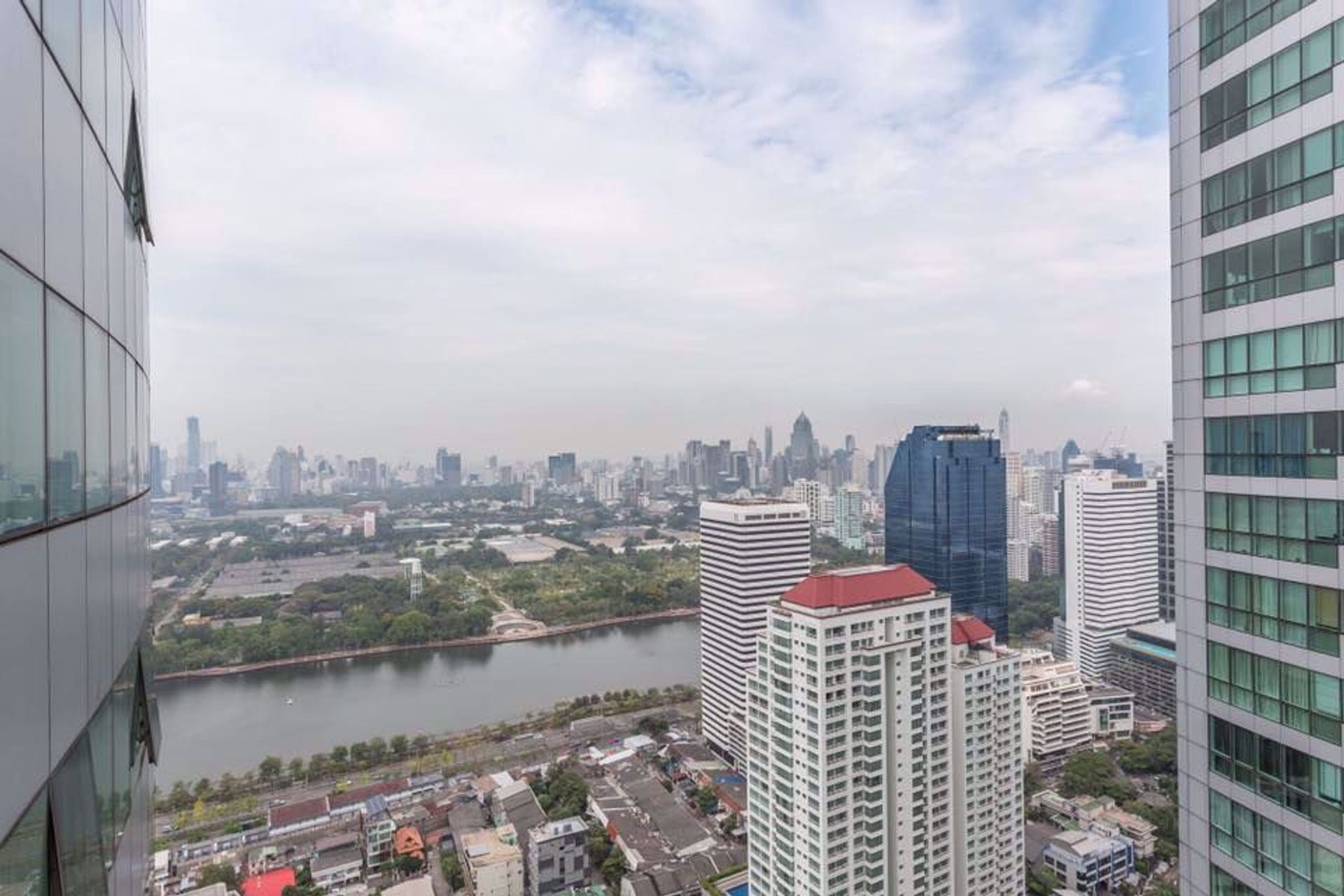 Condominium in , Krung Thep Maha Nakhon 12214880