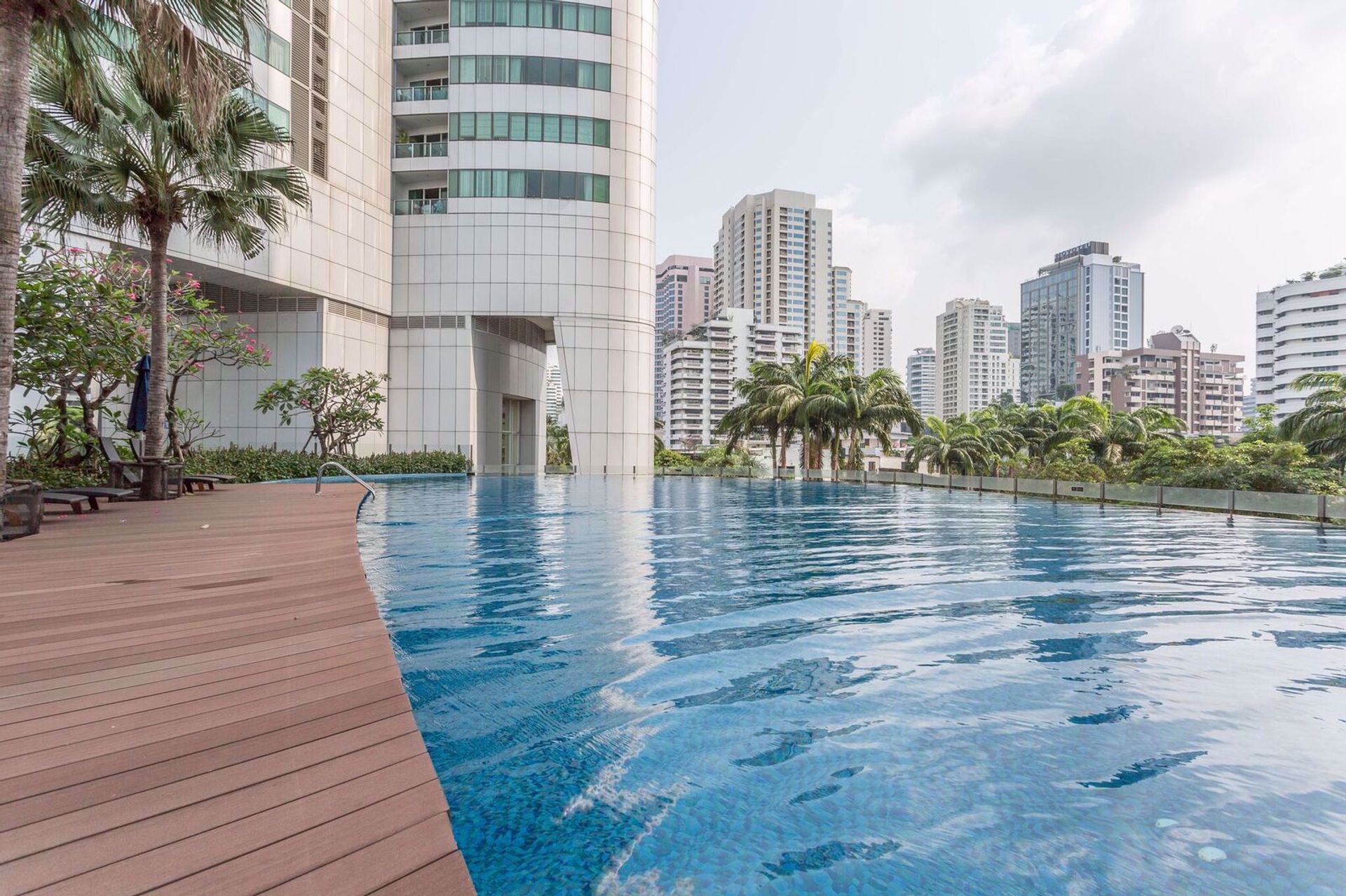 Condominium in , Krung Thep Maha Nakhon 12214880