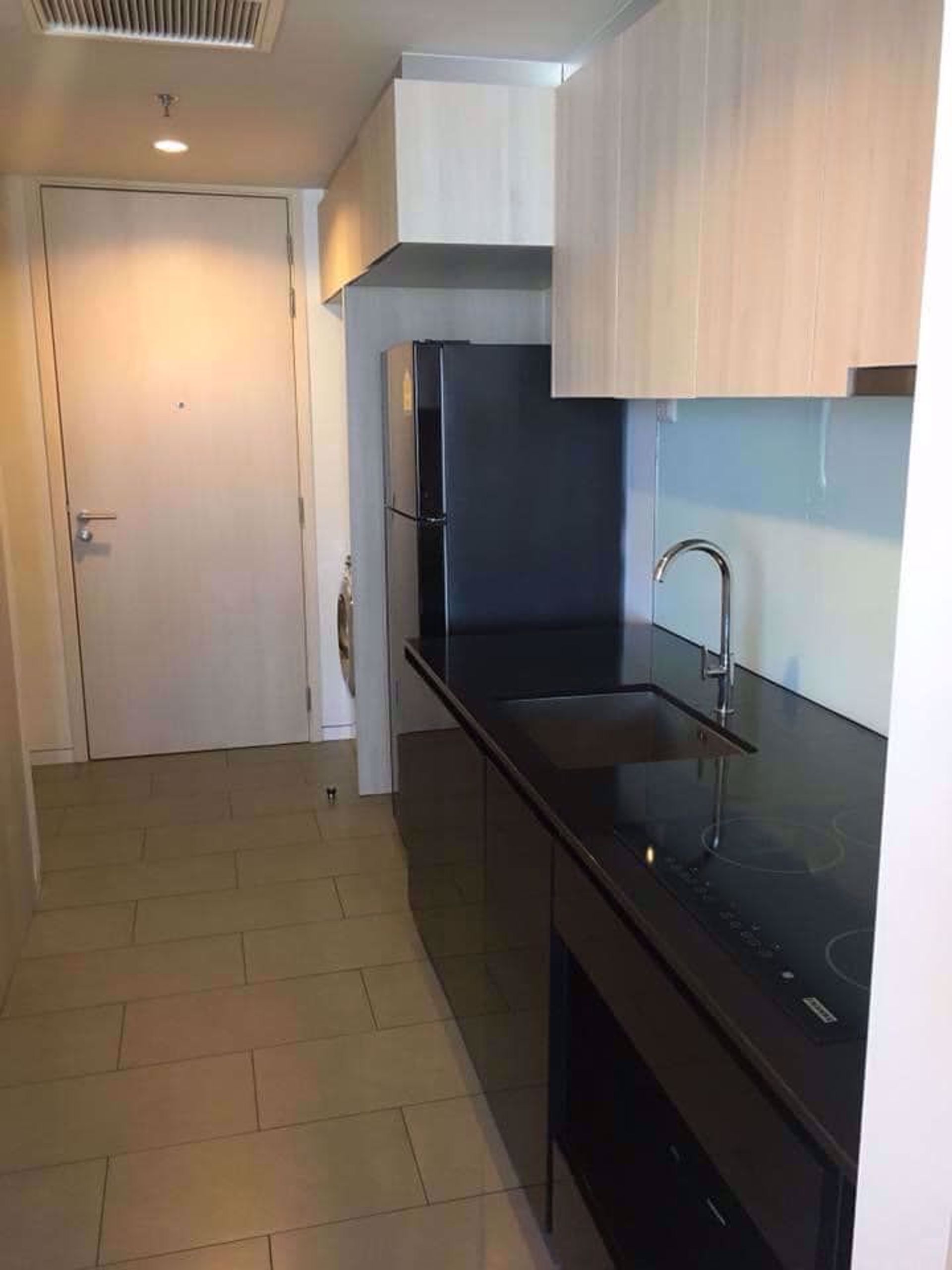 Condominium in , Krung Thep Maha Nakhon 12214920