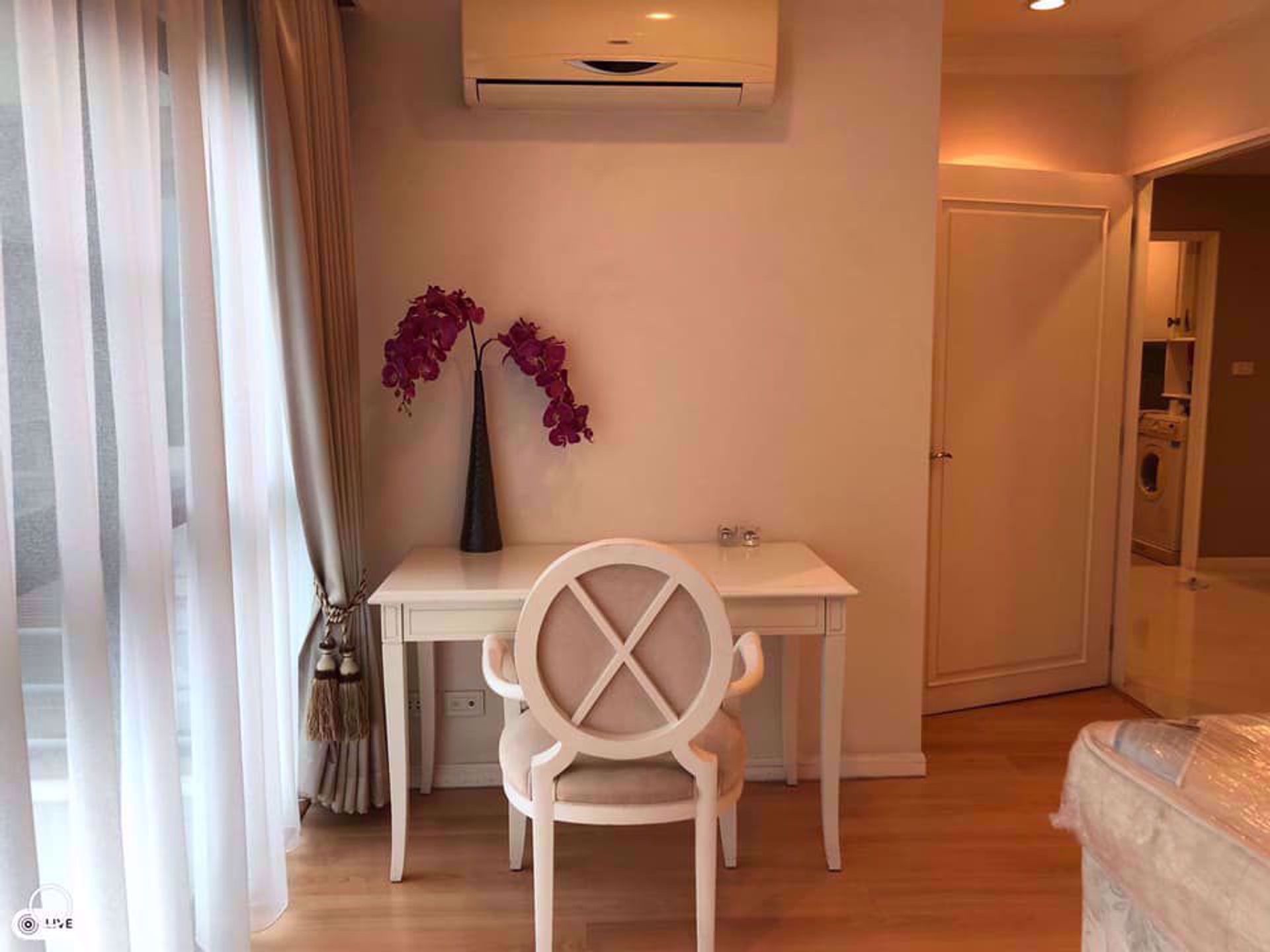 Condominium in Bang Rak, Krung Thep Maha Nakhon 12215303