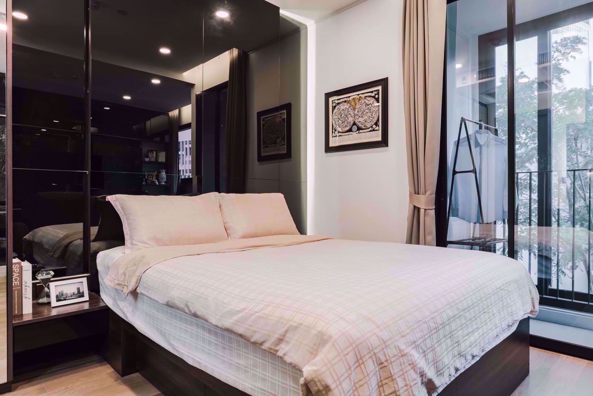 Condominio nel Bang Rak, Krung Thep Maha Nakhon 12215354