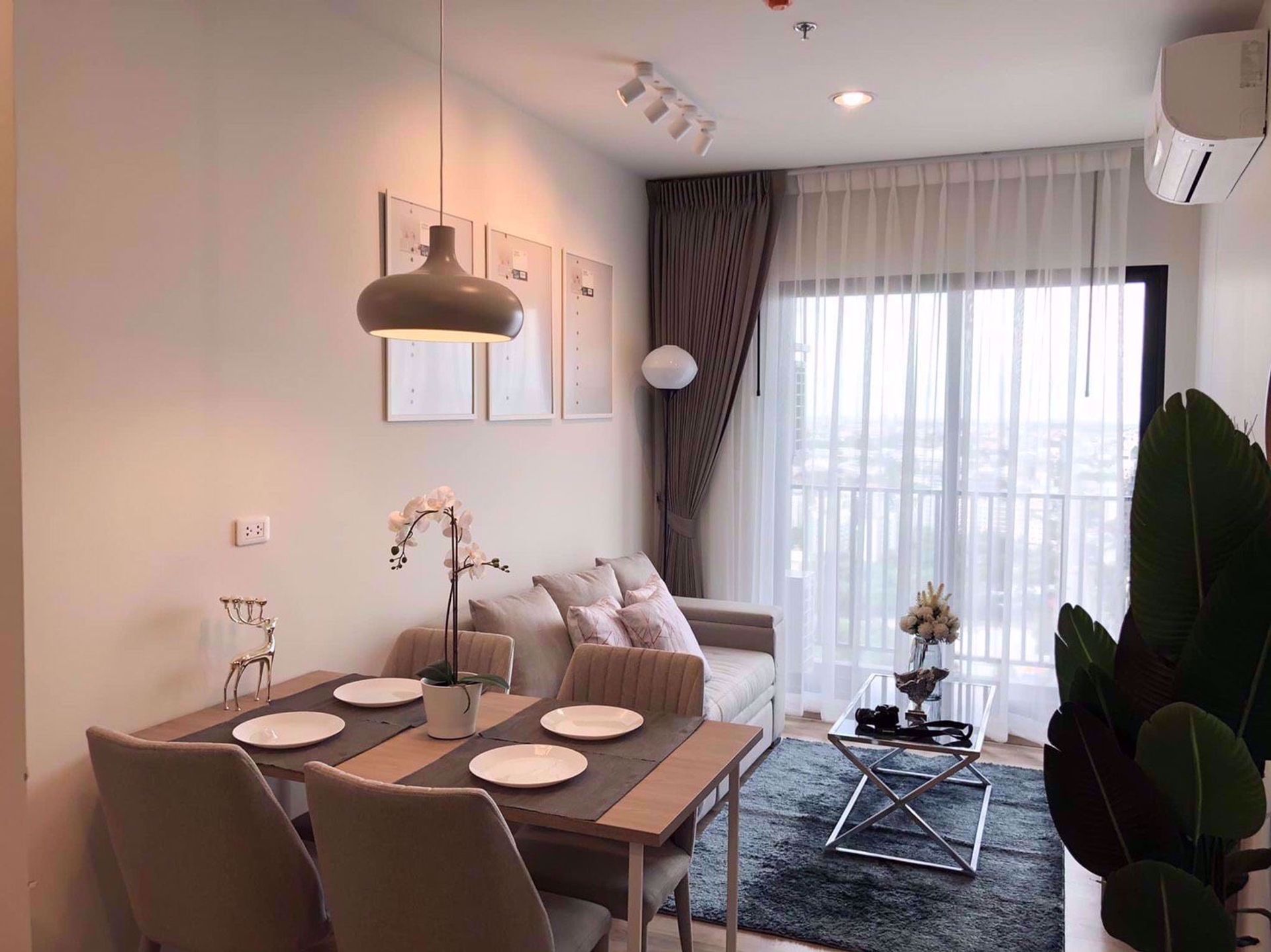 Condominium dans Ban Khlong Samrong, Samut Prakan 12215369