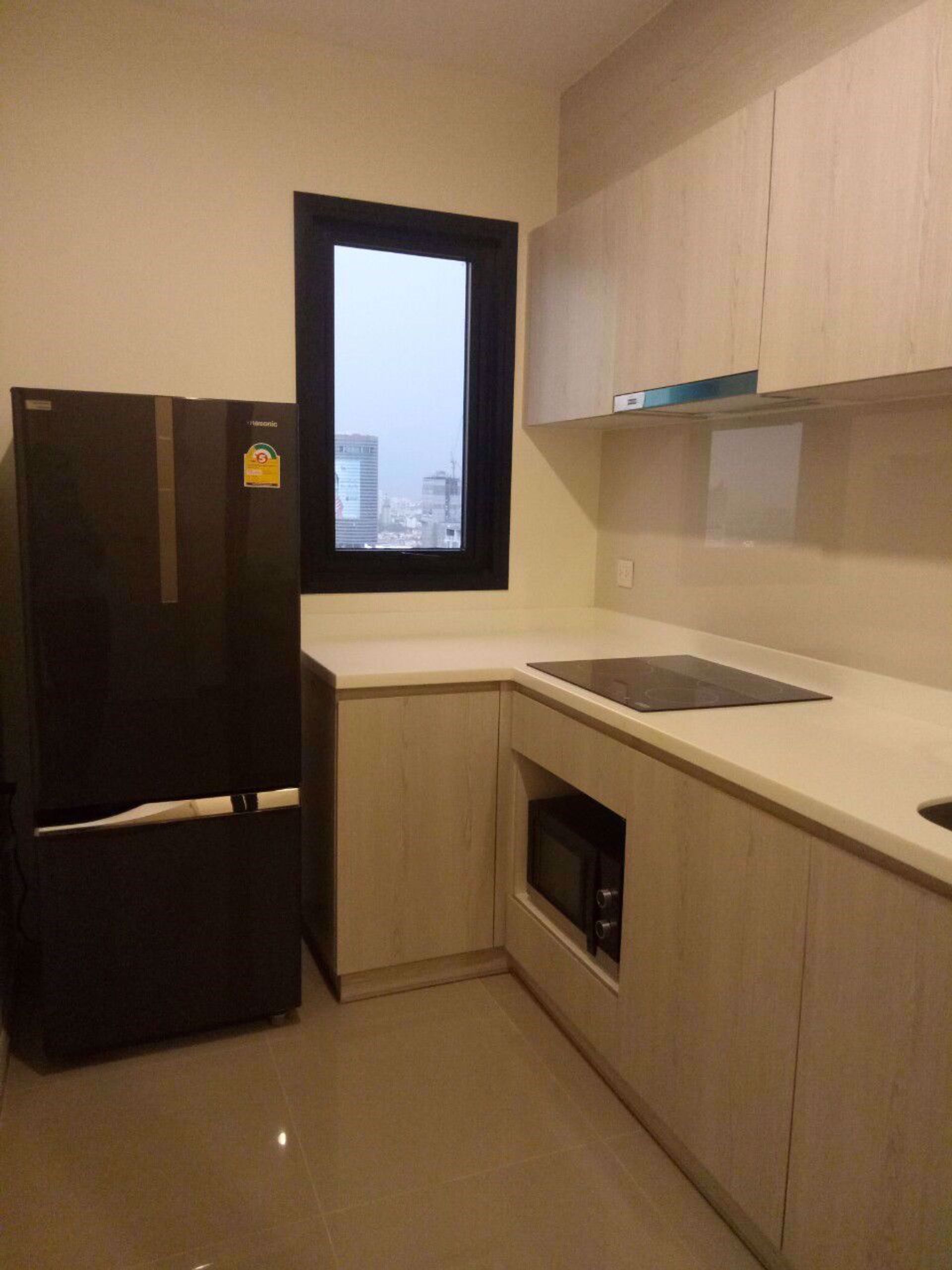 Condominio nel Ban Na canzone, Krung Thep Maha Nakhon 12215519