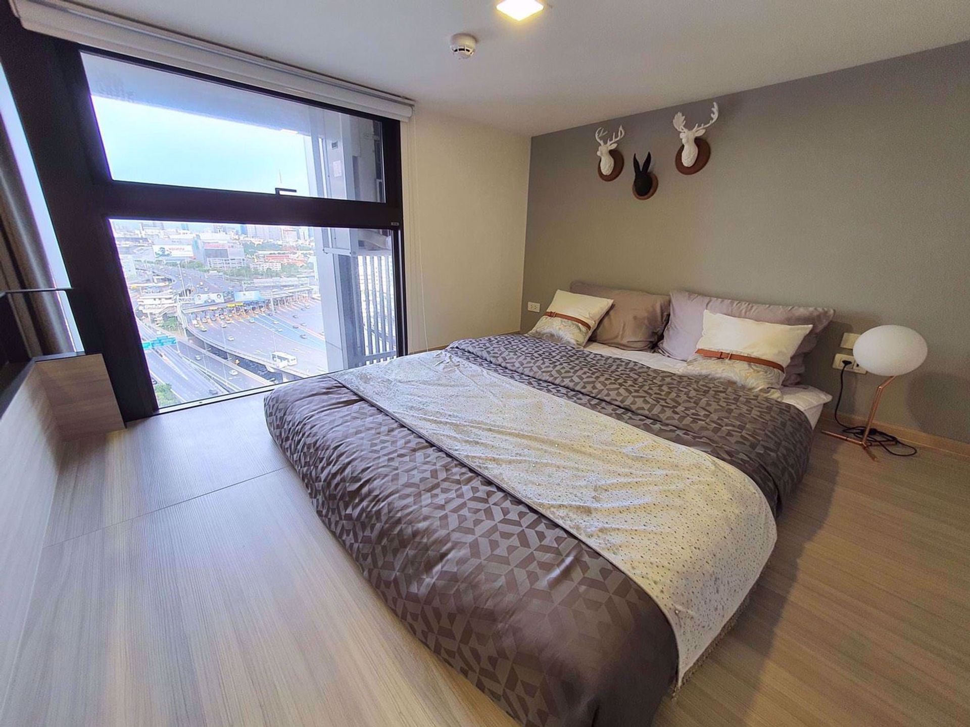 Condominium in Ban Na Song, Krung Thep Maha Nakhon 12215540