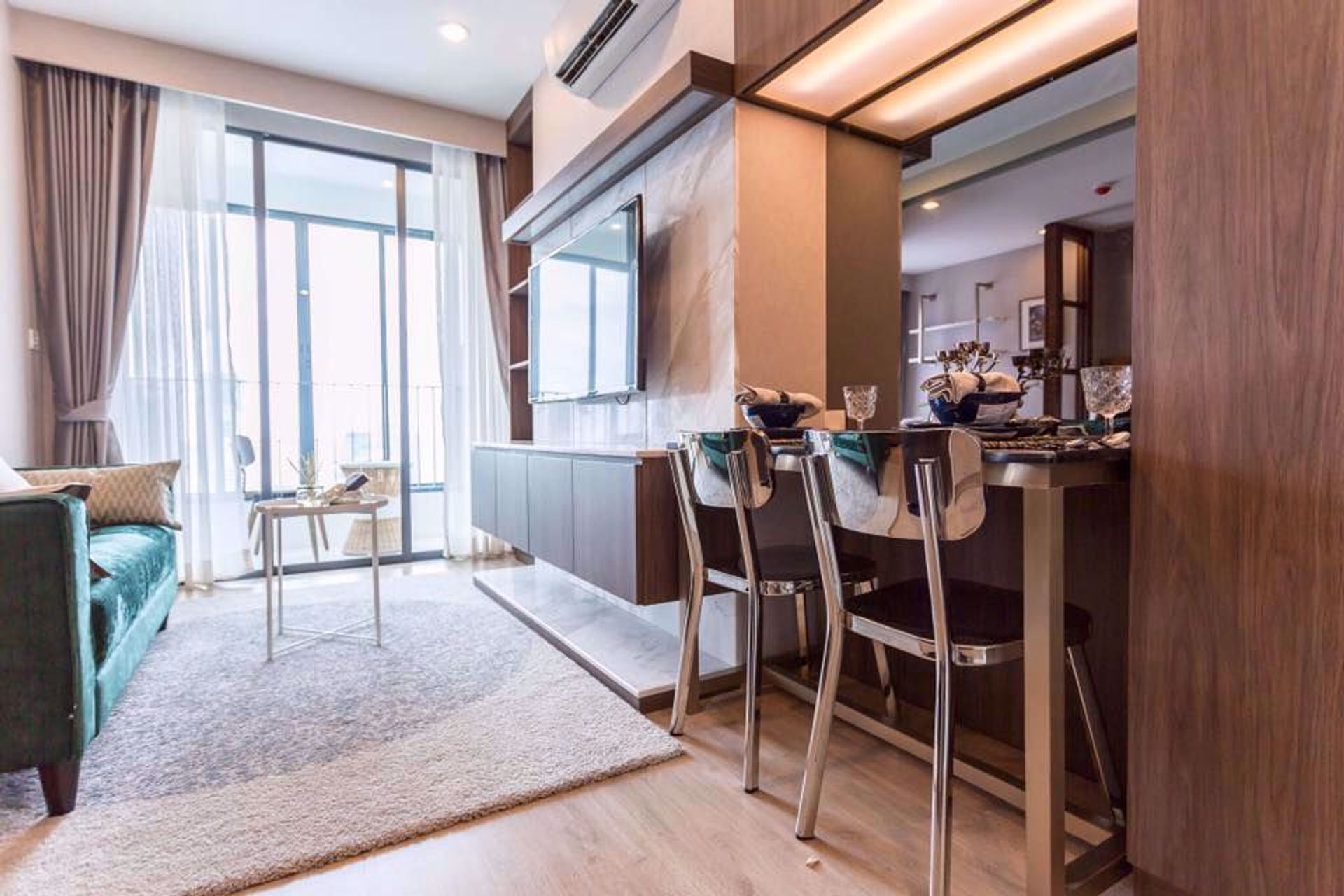 Condominium in Bang Rak, Krung Thep Maha Nakhon 12215748