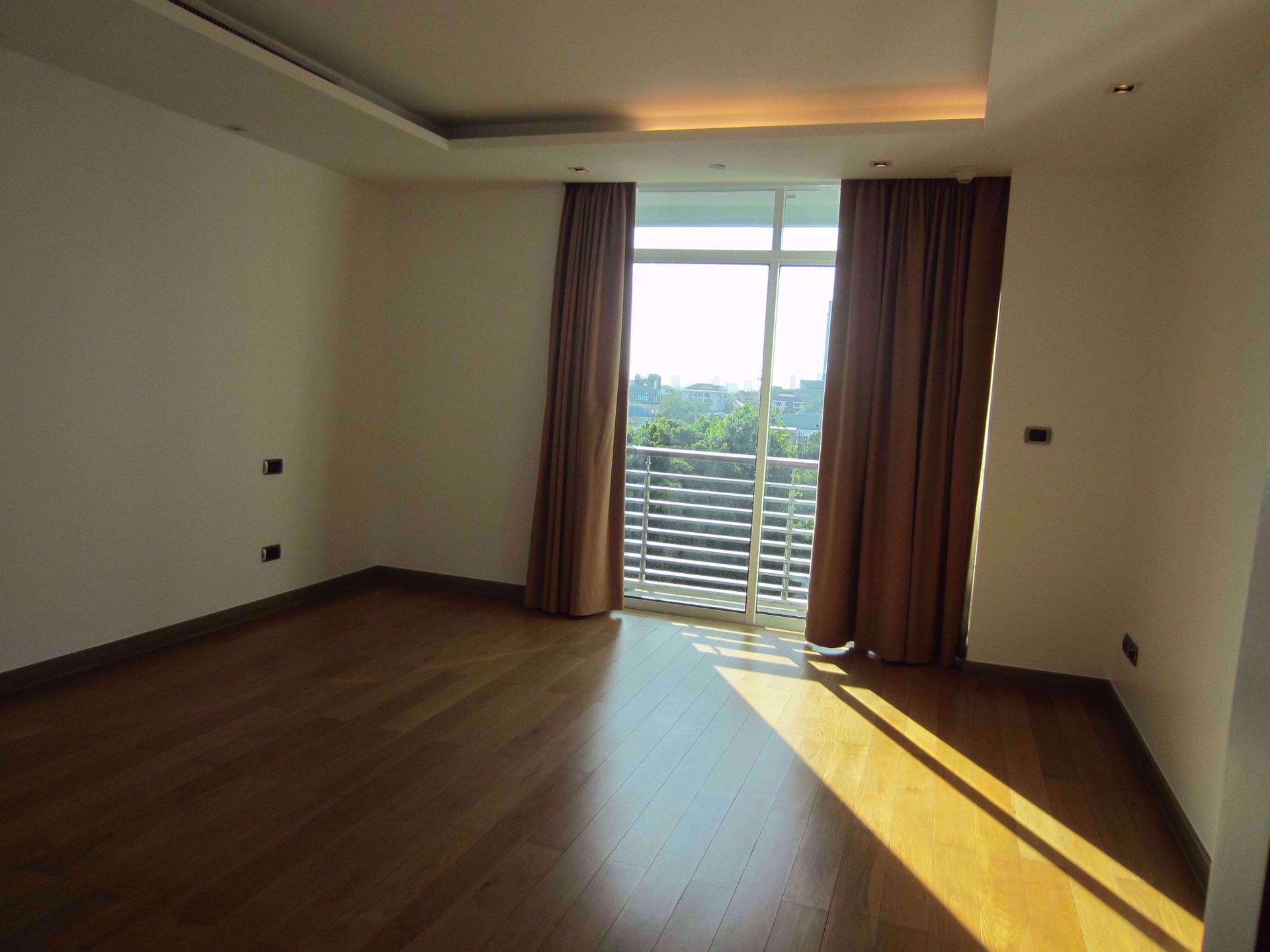 Condominium in Phaya Thai, Krung Thep Maha Nakhon 12215862