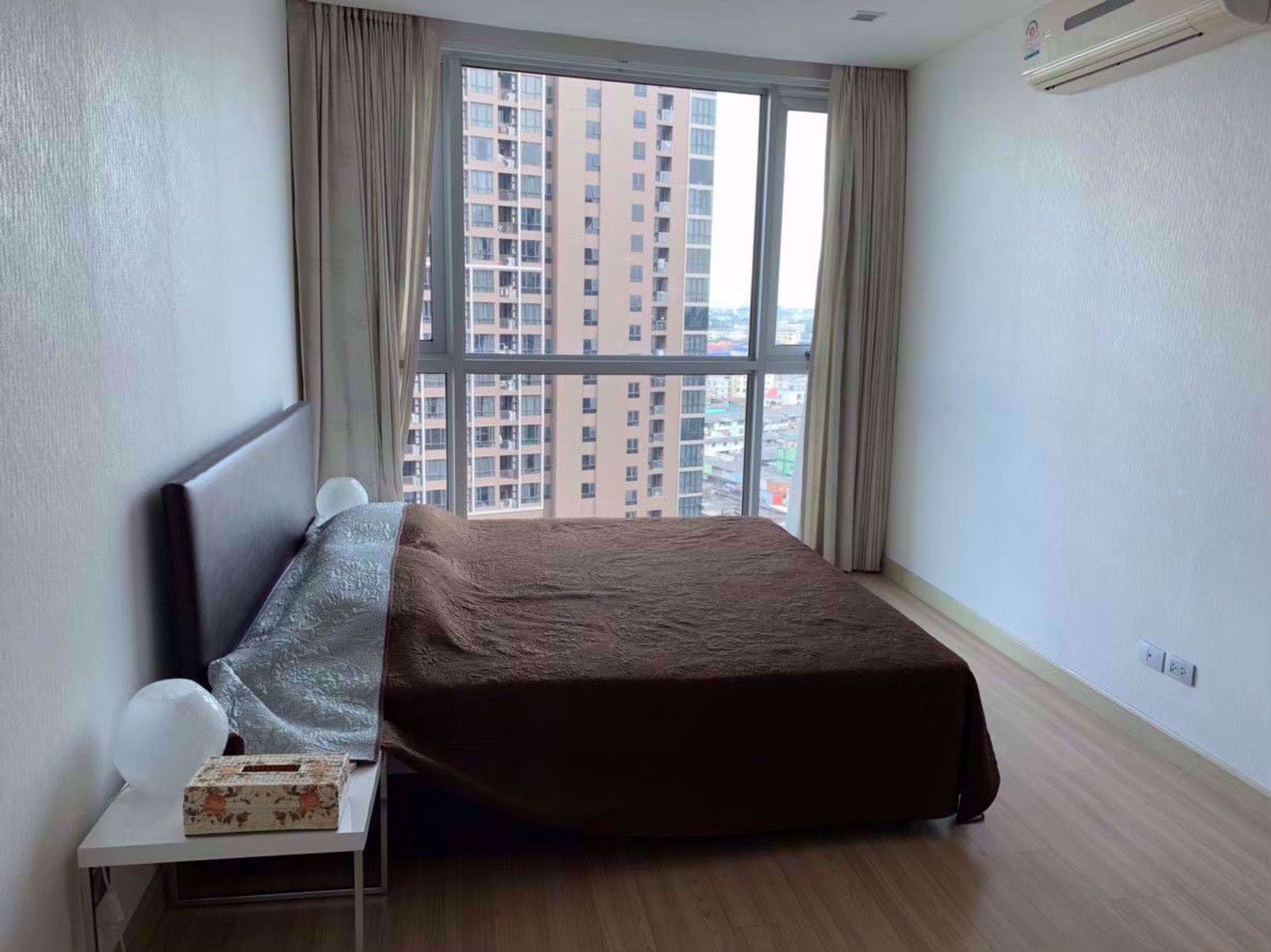 Condominium dans Phra Khanong, Krung Thep Maha Nakhon 12215899