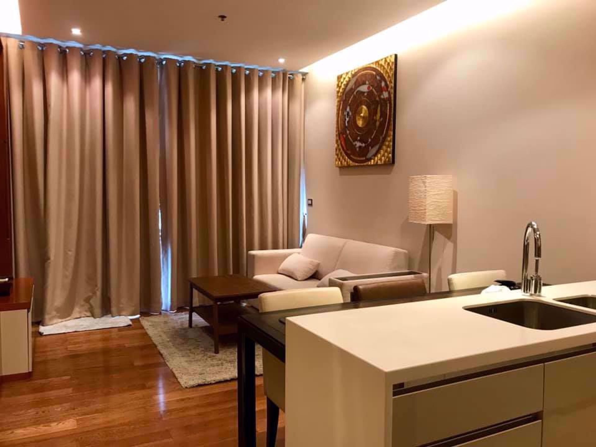 Condominium in Khlong Toei, Krung Thep Maha Nakhon 12215917