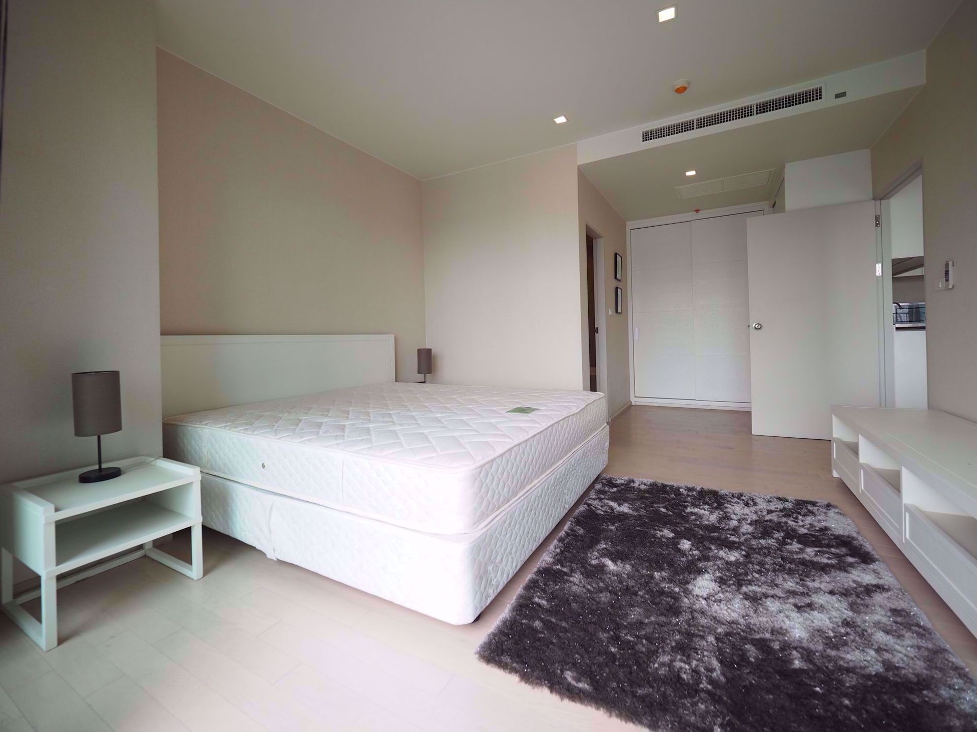 Condominium in Watthana, Krung Thep Maha Nakhon 12215931