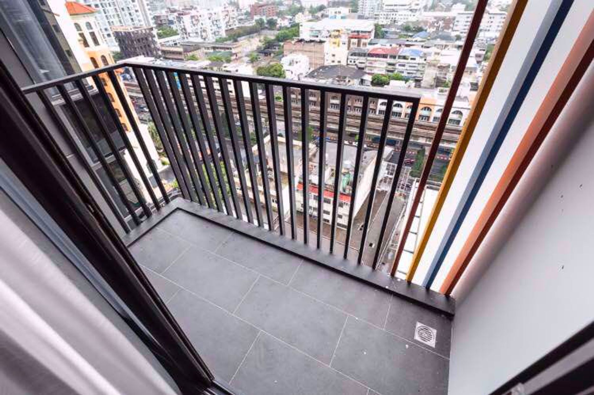 Condominium dans Phra Khanong, Krung Thep Maha Nakhon 12215988