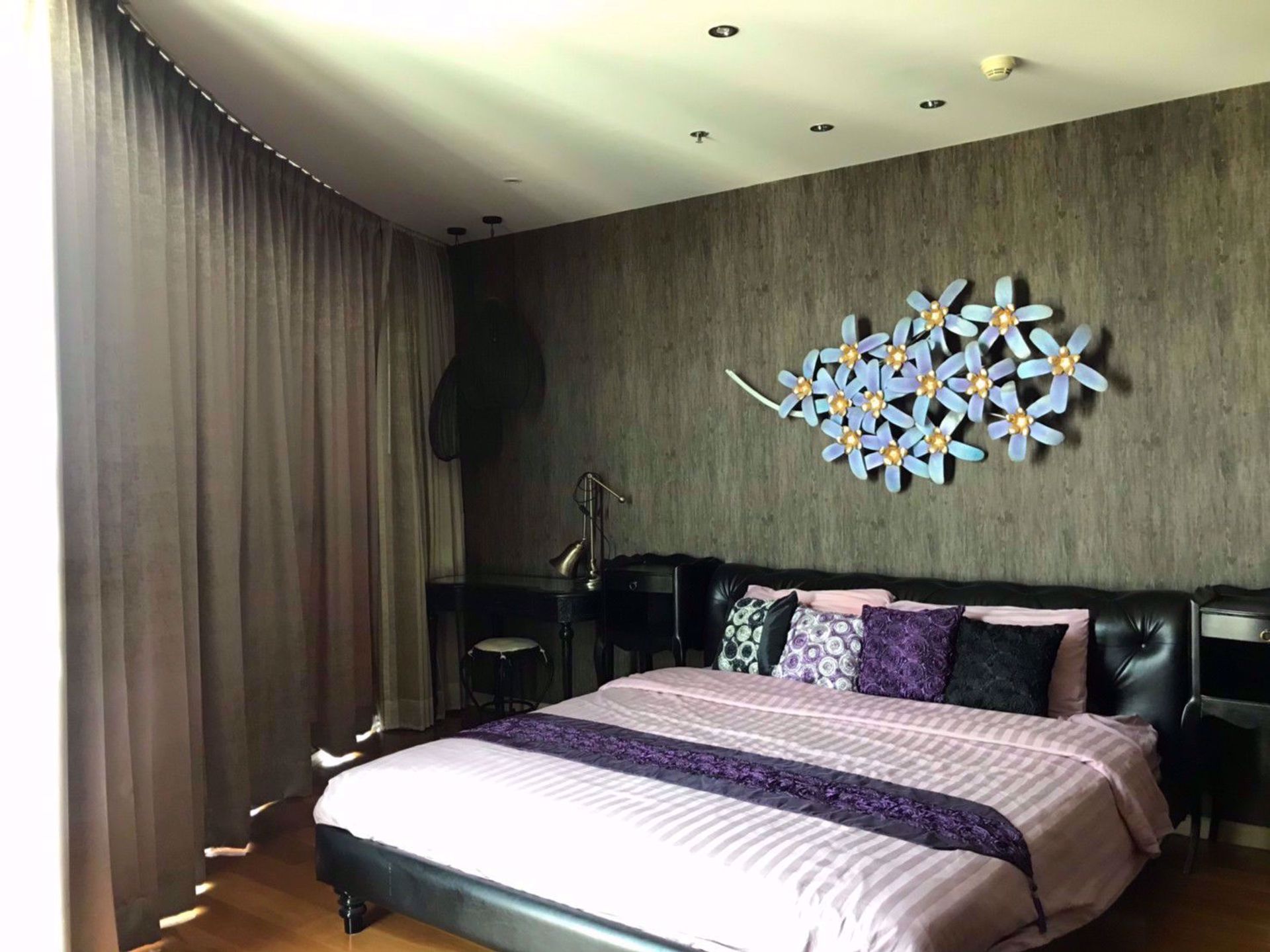 Condominium dans Phra Khanong, Krung Thep Maha Nakhon 12216051