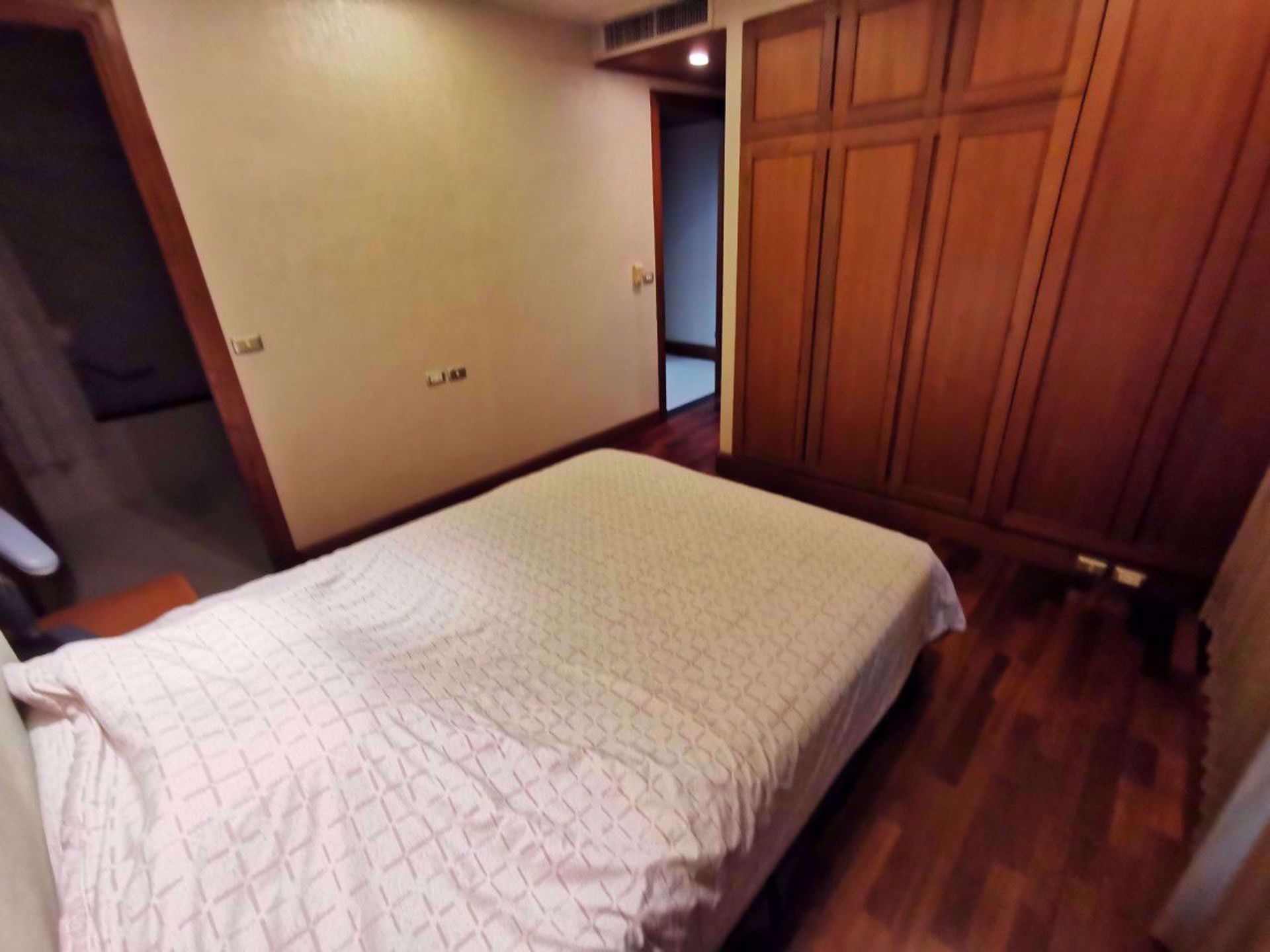 Condominium in , Krung Thep Maha Nakhon 12216058