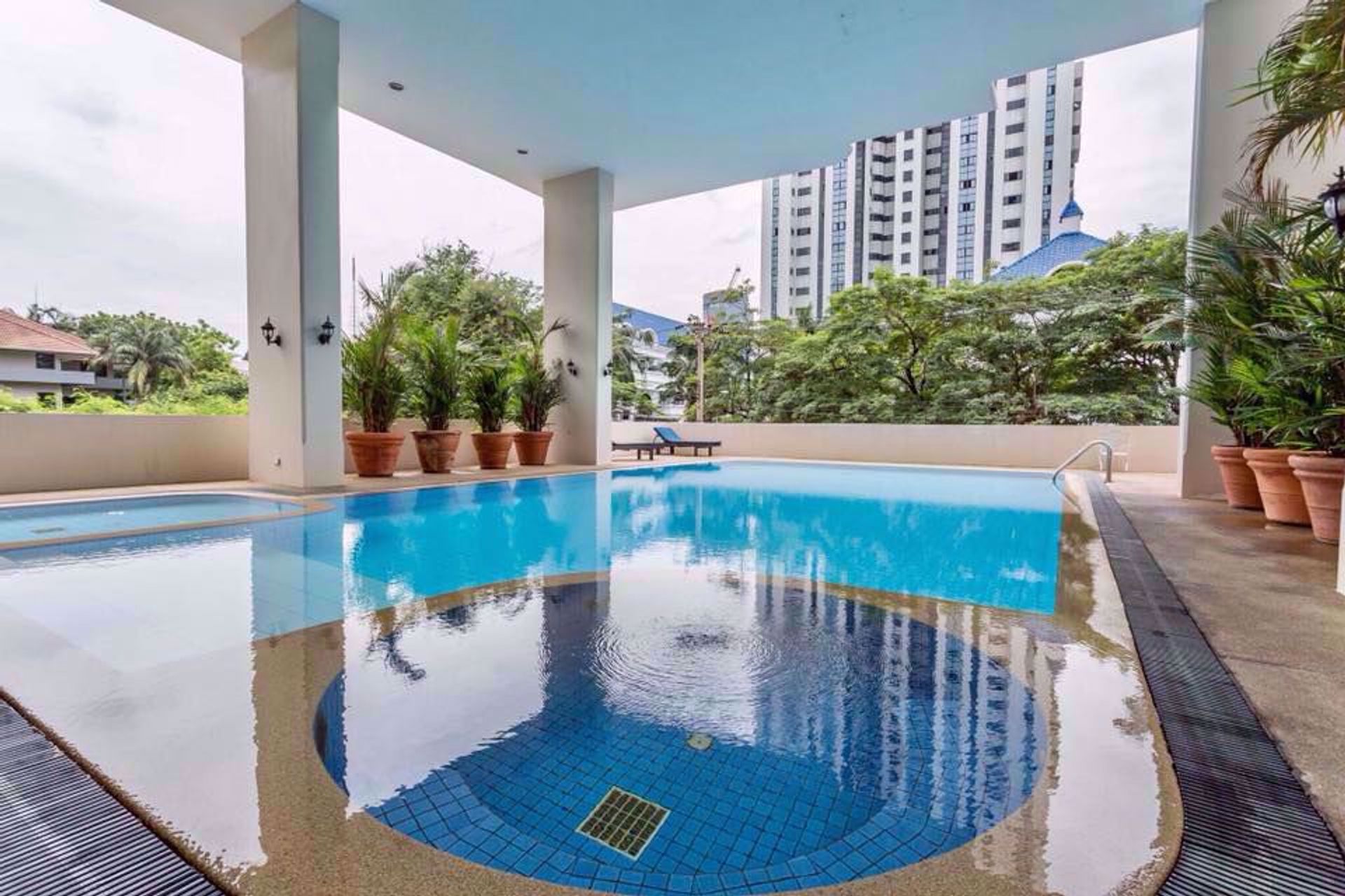 Condominium in , Krung Thep Maha Nakhon 12216119