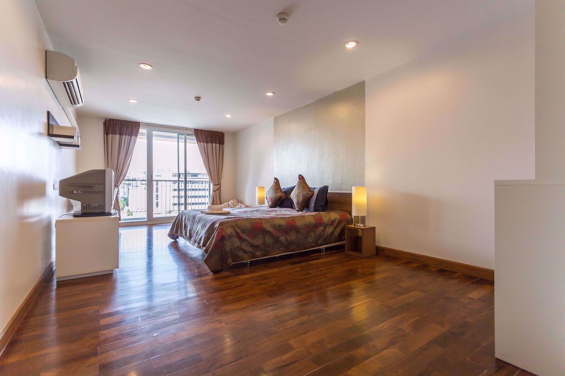 Condominium in , Krung Thep Maha Nakhon 12216154