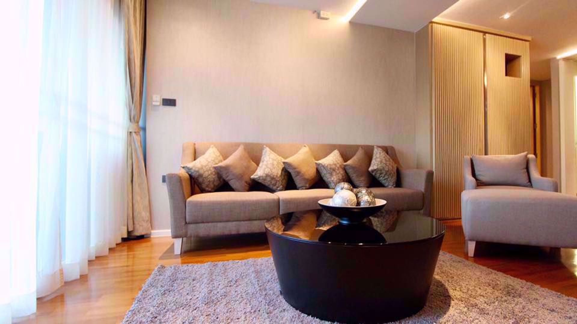 Condominium in Watthana, Krung Thep Maha Nakhon 12216173