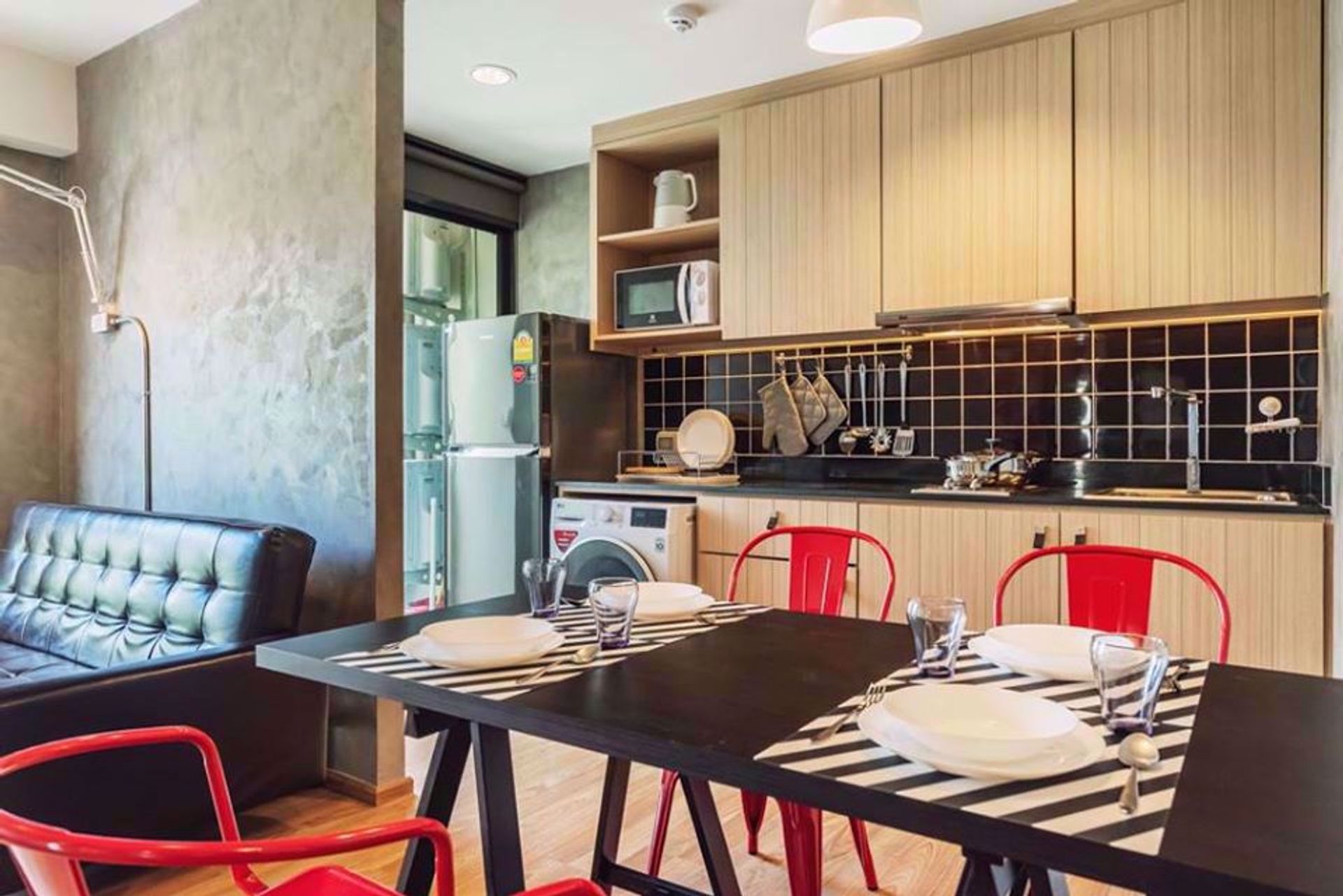 Condominium dans Samrong Nuea, Samut Prakan 12216197