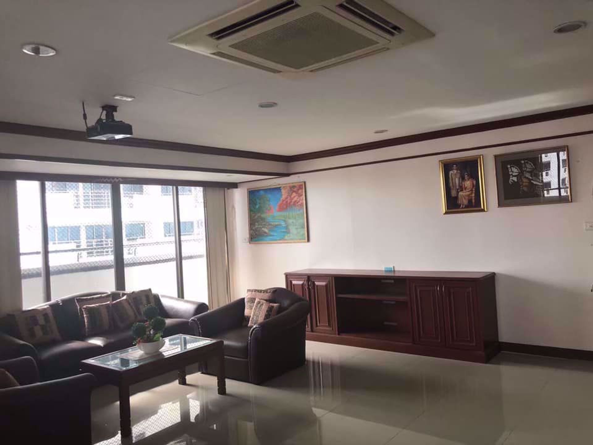 Condominio nel Muban Uea-Suk, Krung Thep Maha Nakhon 12216242