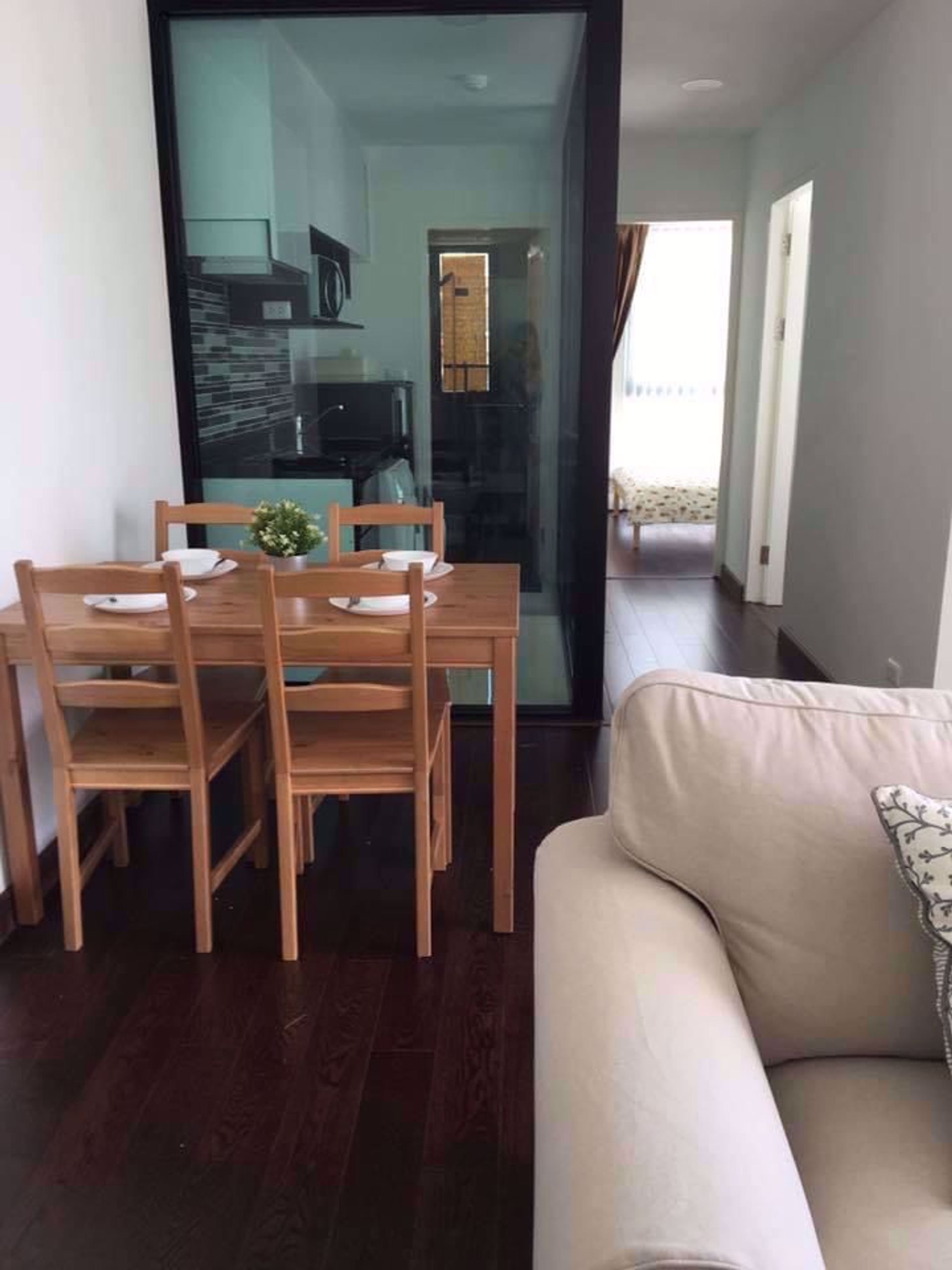 Condominium dans Descendre, Krung Thep Maha Nakhon 12216294