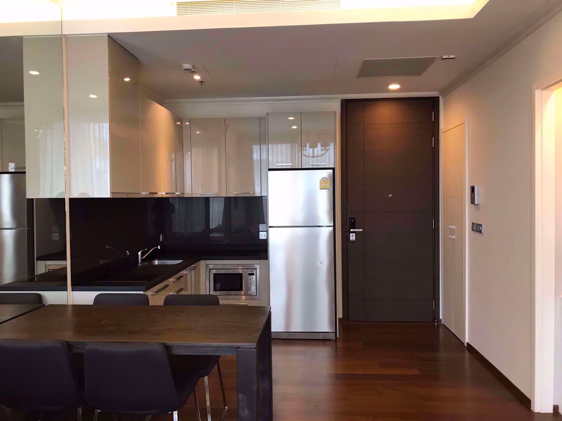 Condominium in Watthana, Krung Thep Maha Nakhon 12216312