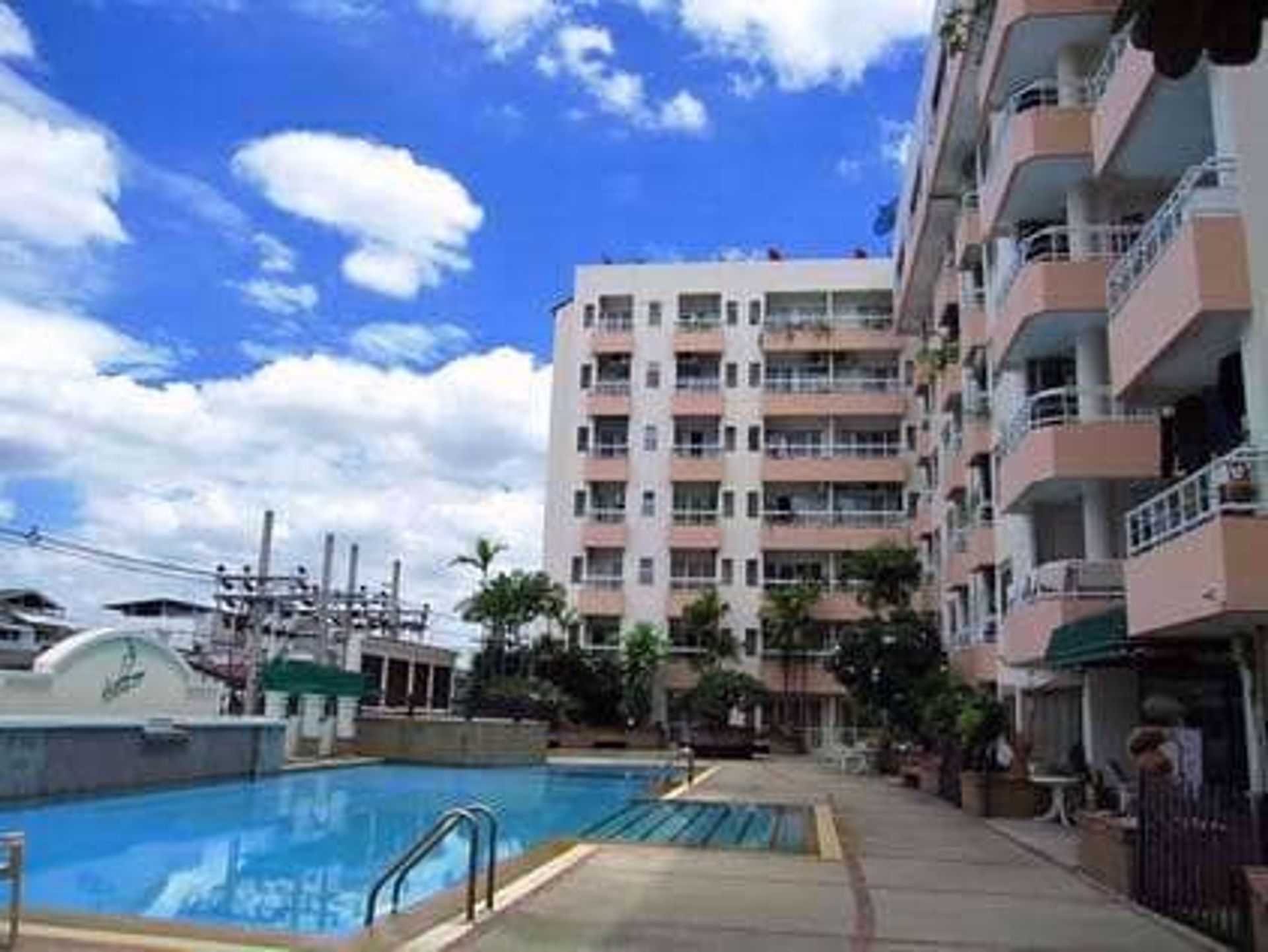 Condominium in , Krung Thep Maha Nakhon 12216385