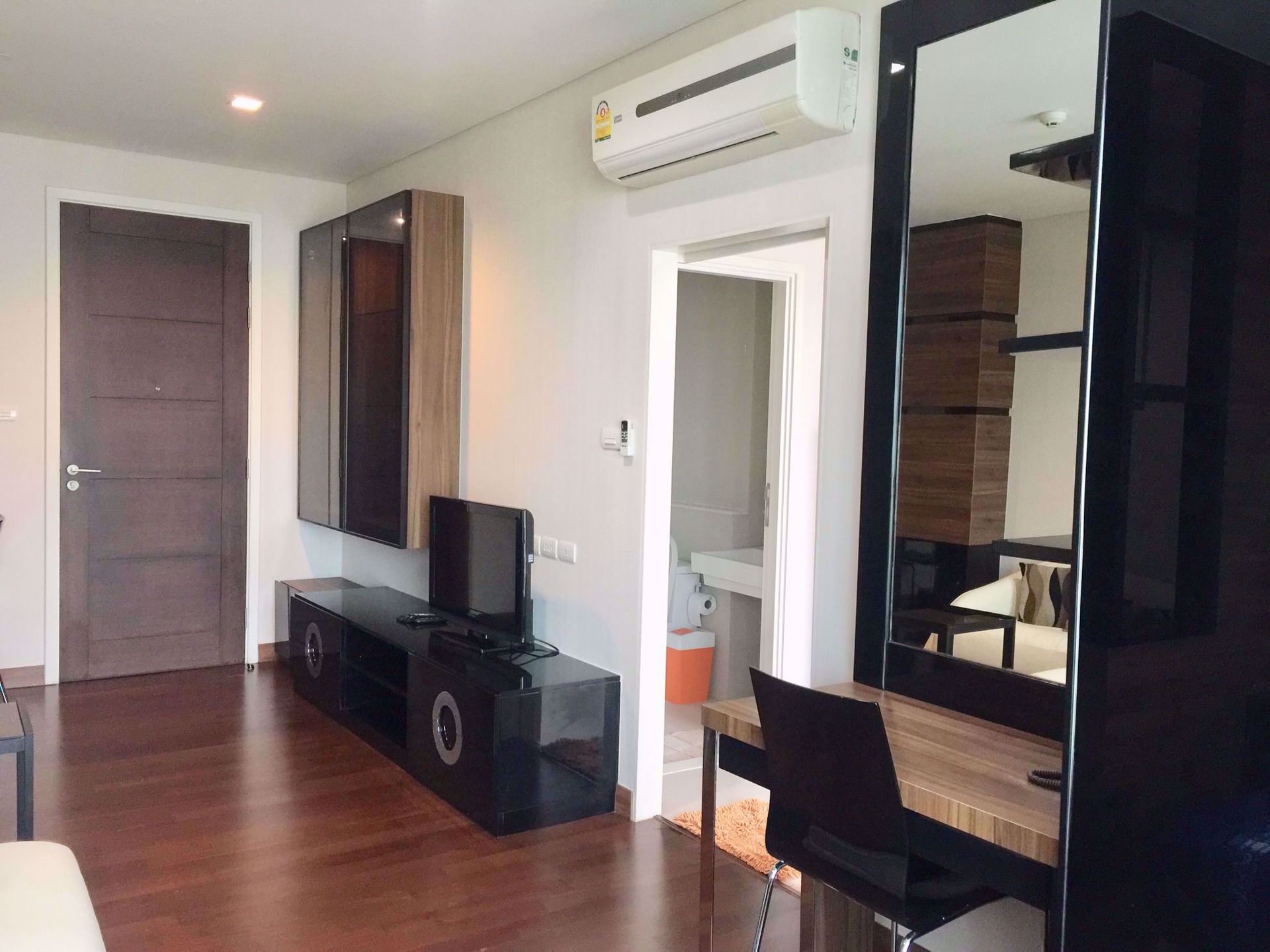 Osakehuoneisto sisään Watthana, Krung Thep Maha Nakhon 12216440