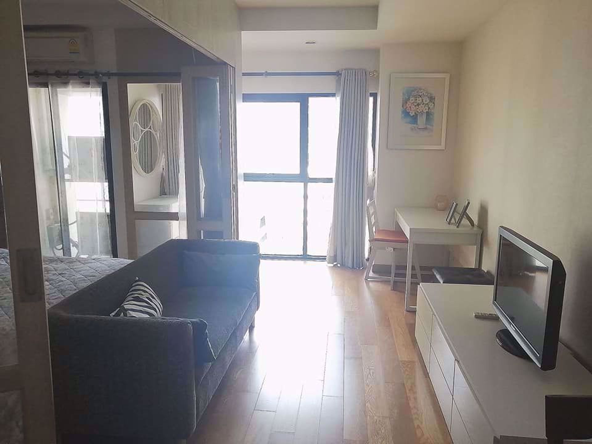 Condominium in Bang Rak, Krung Thep Maha Nakhon 12216451