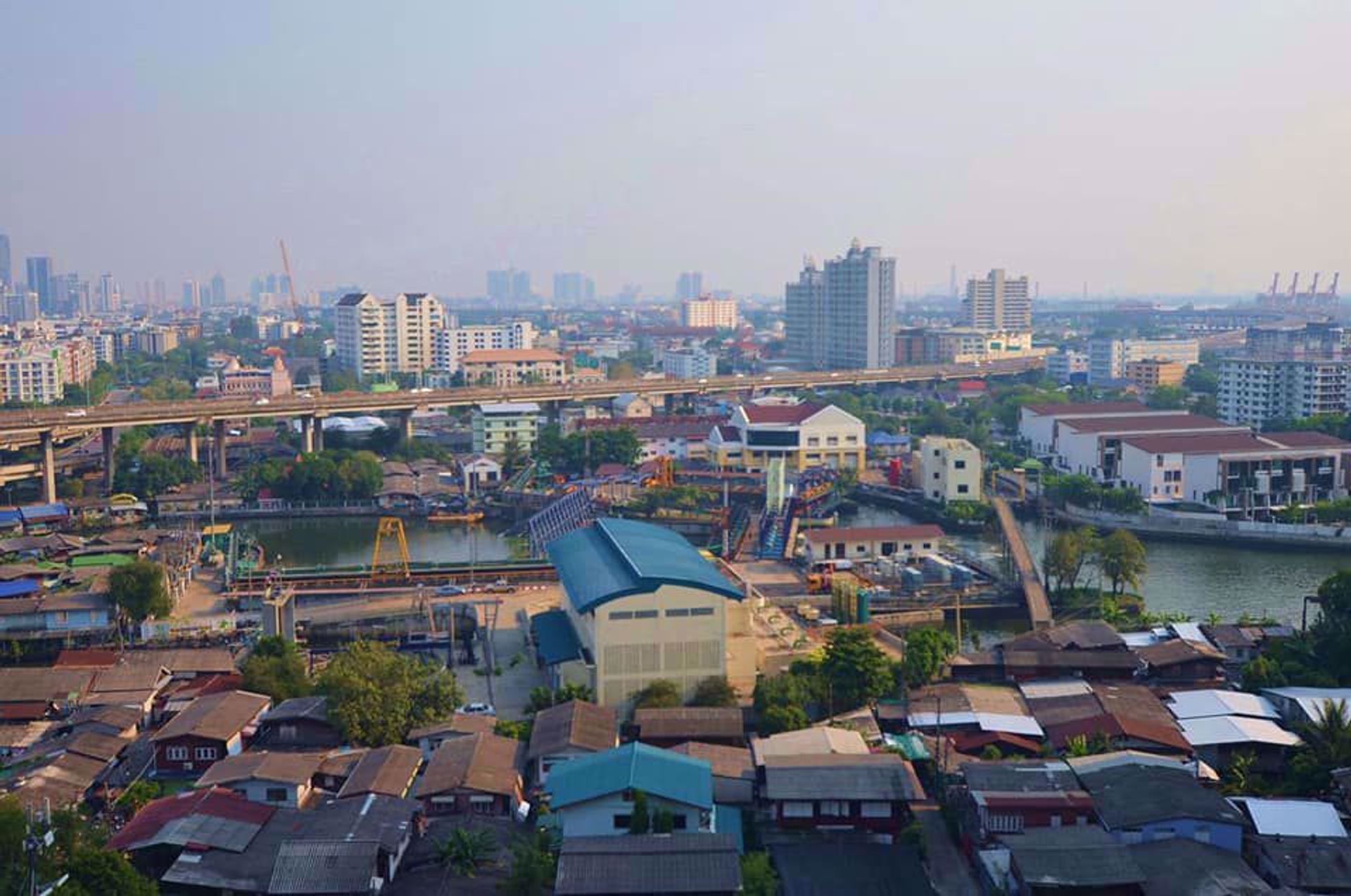 Condomínio no , Krung Thep Maha Nakhon 12216464