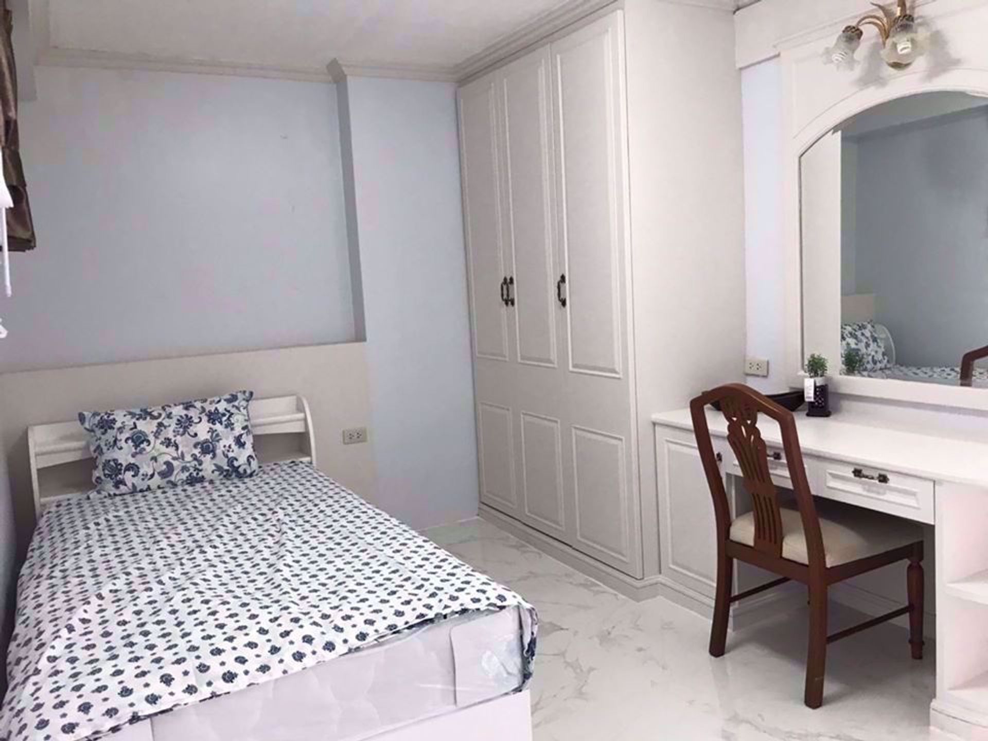 Condominium in , Krung Thep Maha Nakhon 12216470