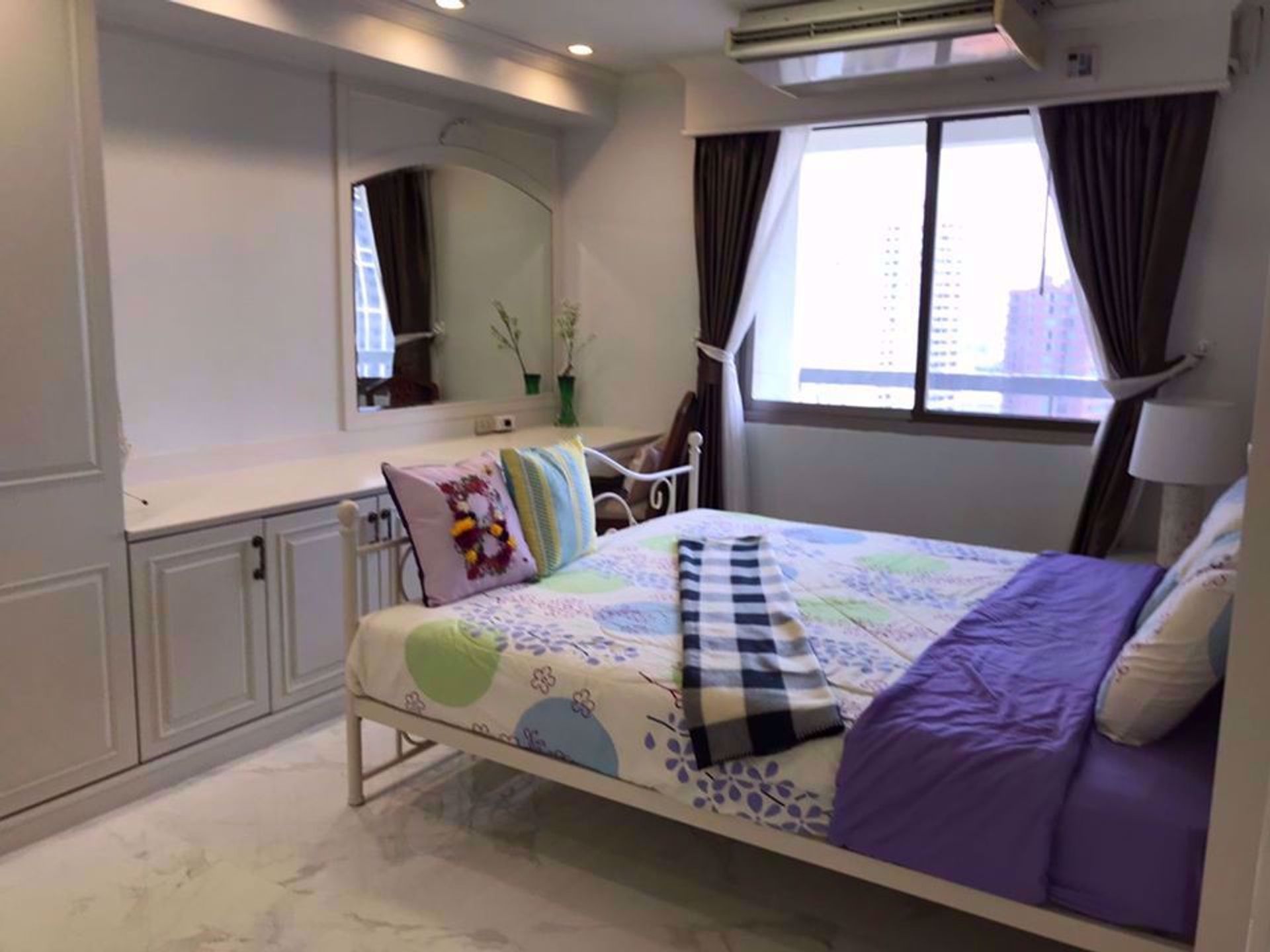 Condominium in , Krung Thep Maha Nakhon 12216470