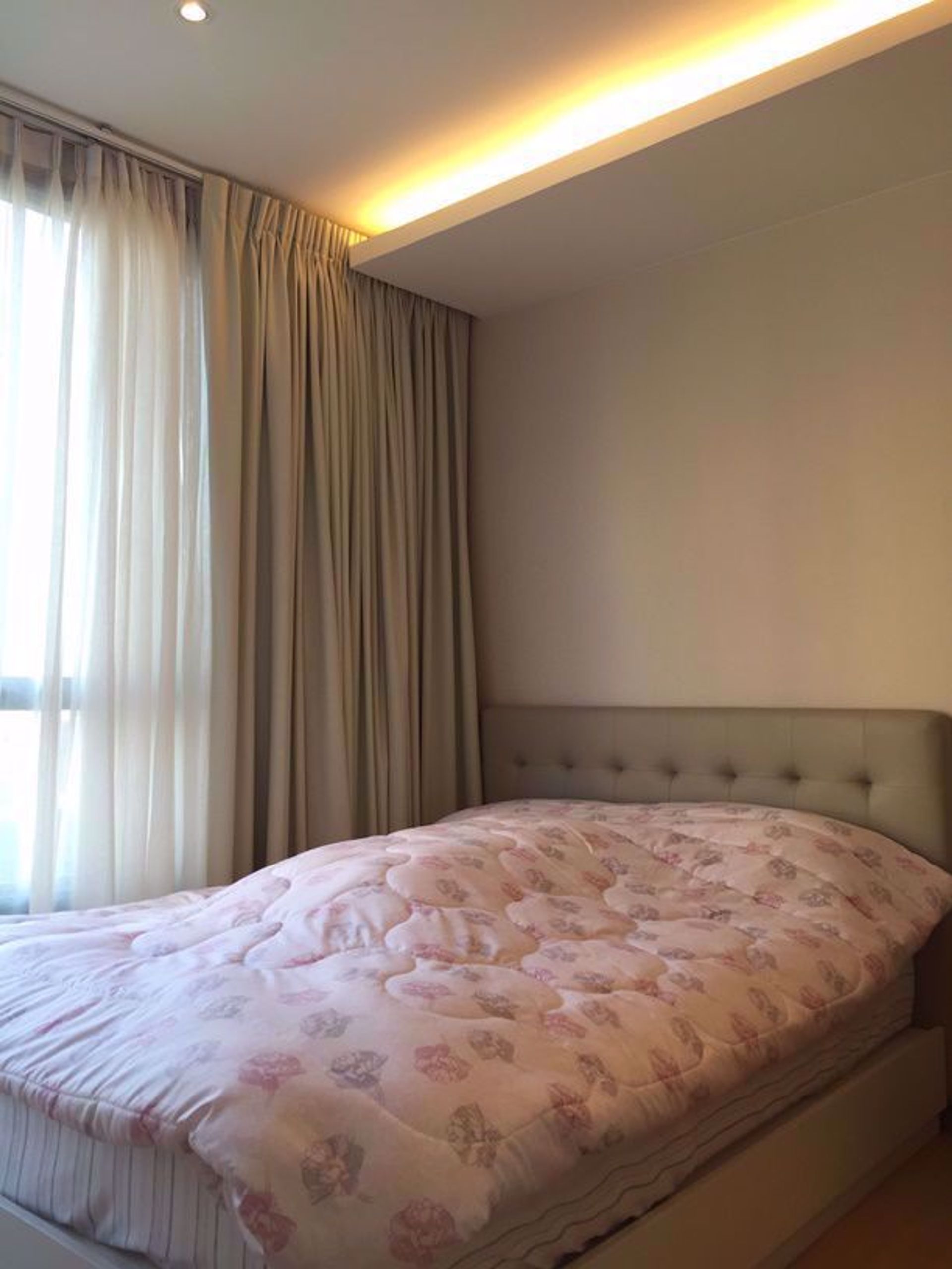 Condominium in Watthana, Krung Thep Maha Nakhon 12216568