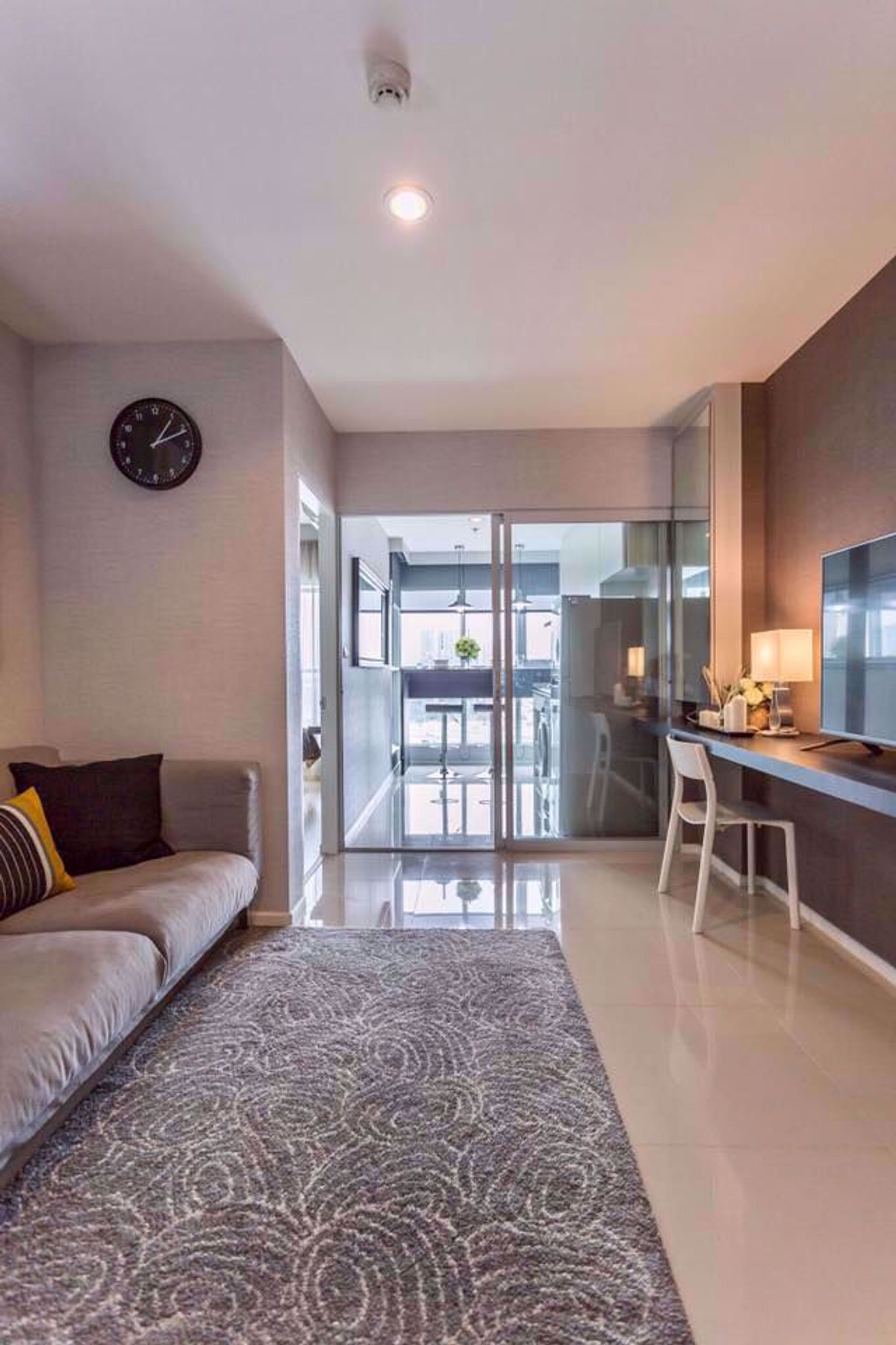 Condominio en Phra Khanong, Krung Thep Maha Nakhon 12216686