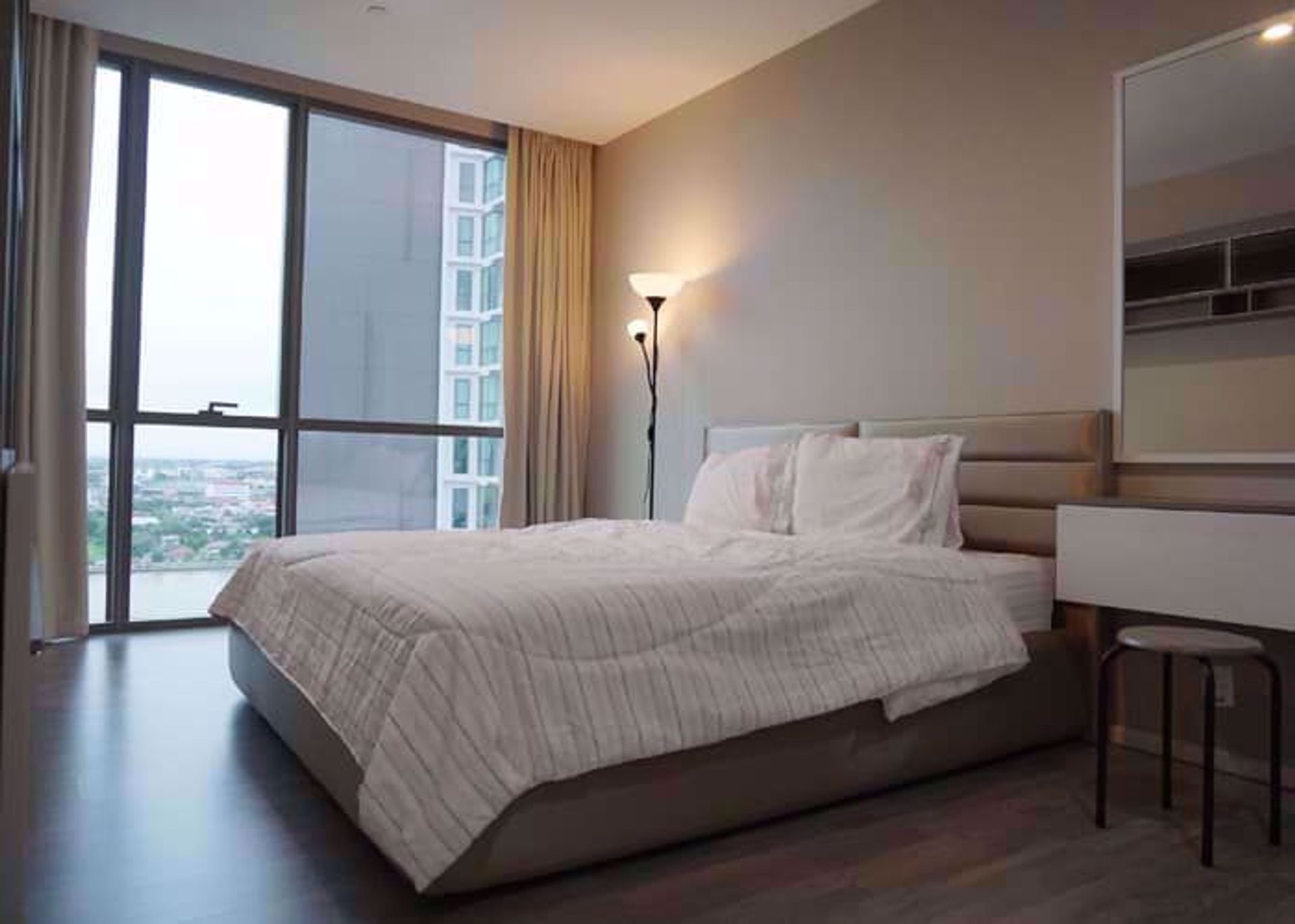 Condominium in Bang O, Krung Thep Maha Nakhon 12216752