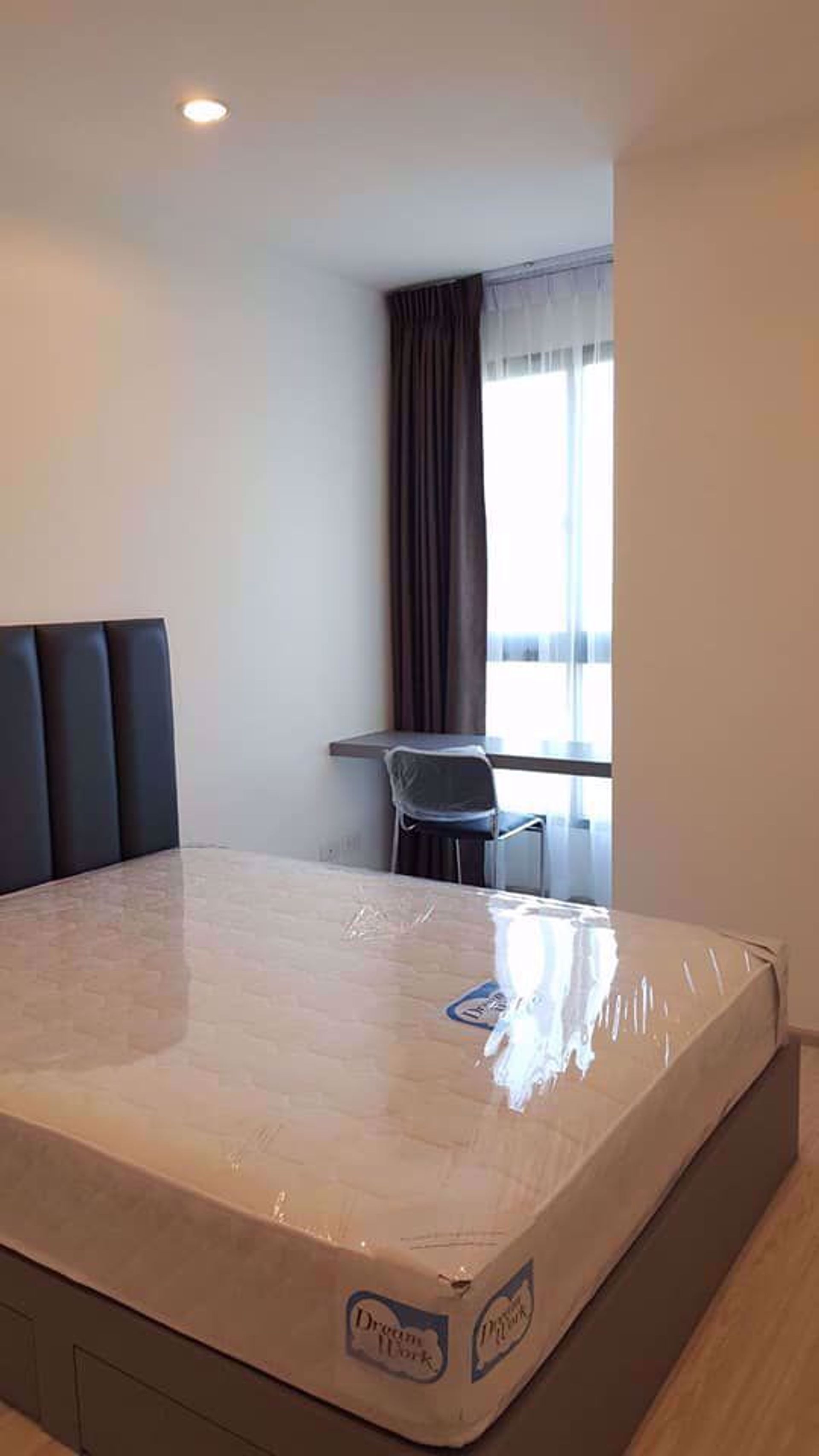 Condominio en Ban Khlong Samrong, Samut Prakan 12216758