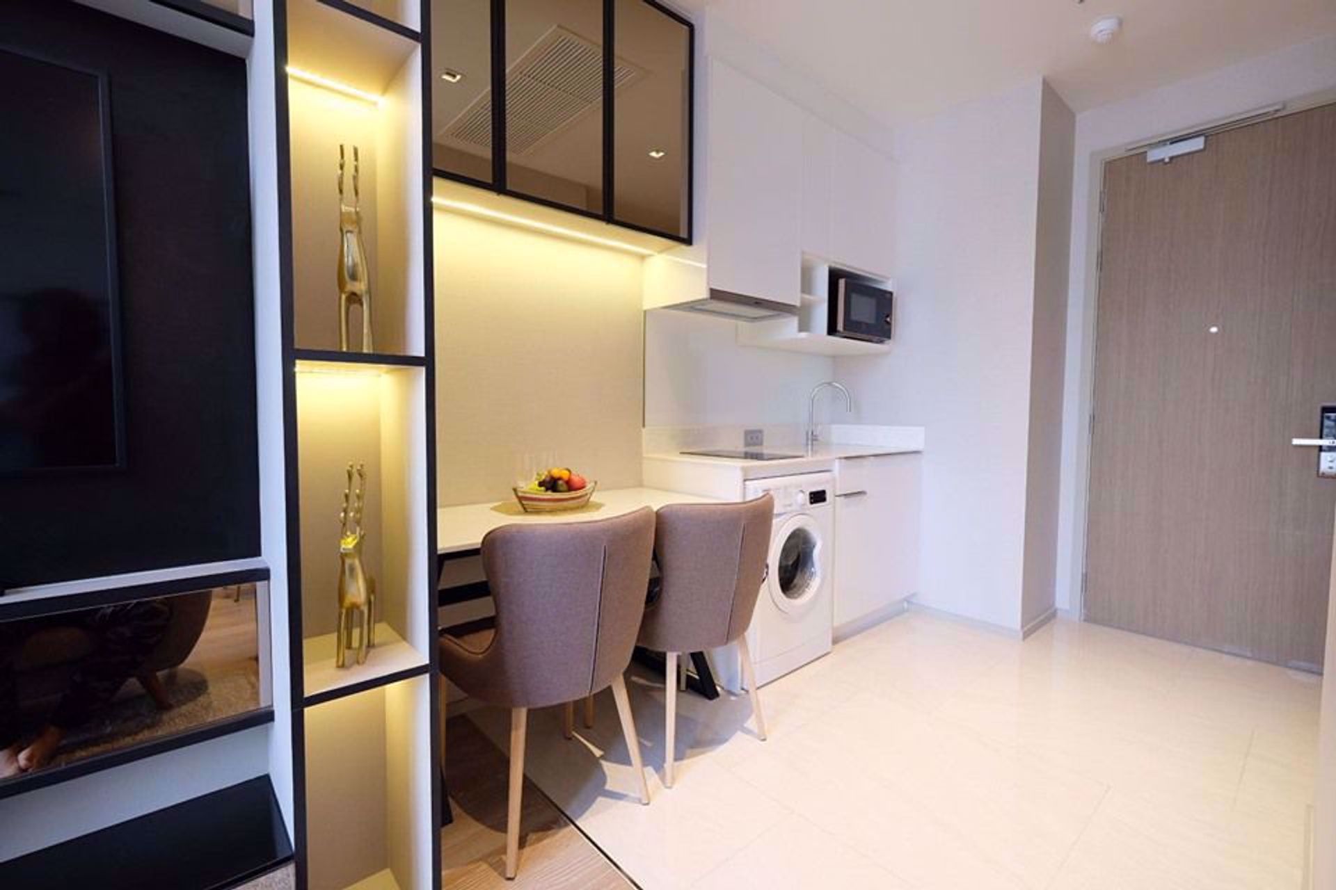 Condominium in , Krung Thep Maha Nakhon 12216804