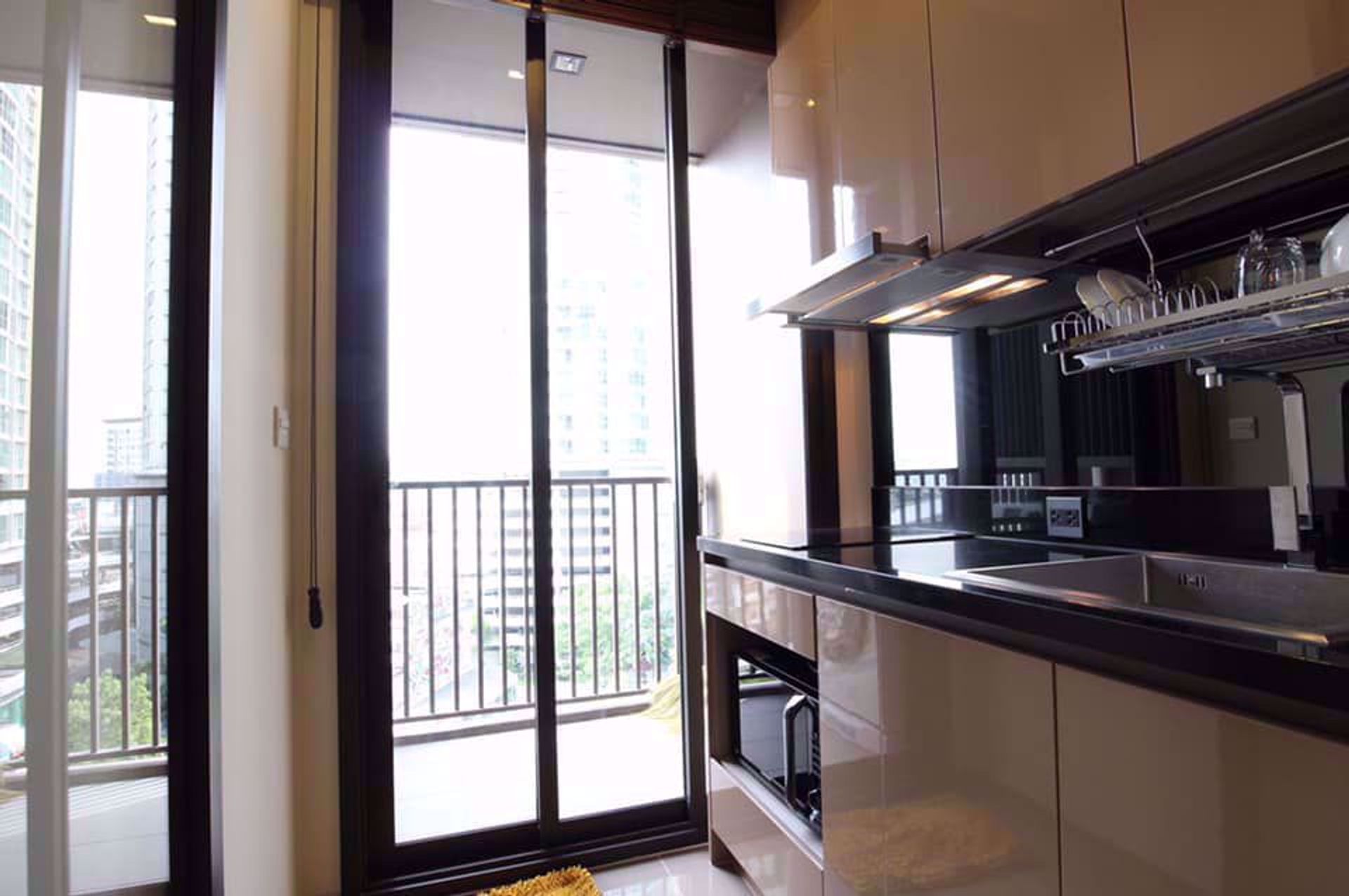 Condominium dans Phra Khanong, Krung Thep Maha Nakhon 12216850