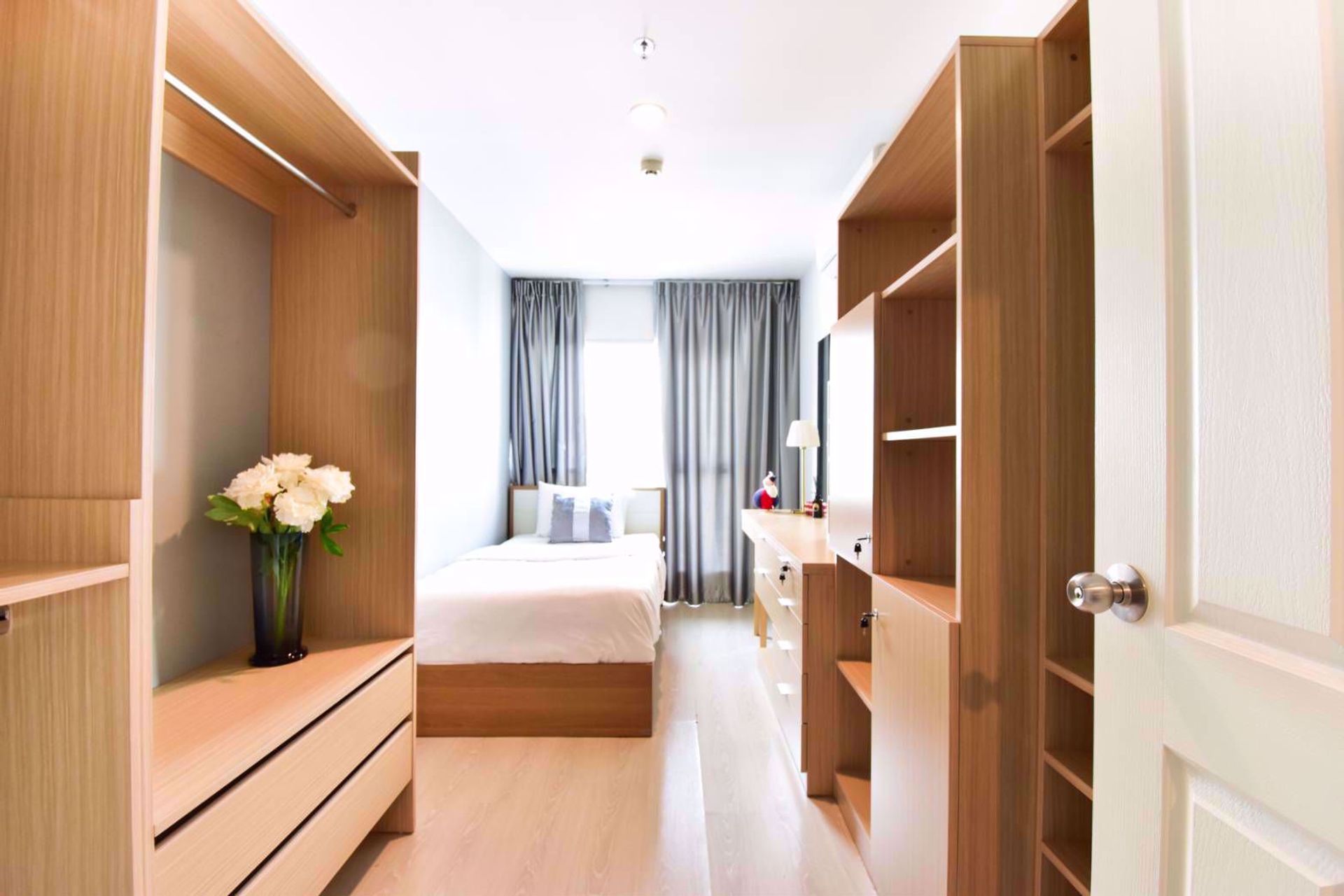 Condominium in Ban Na Song, Krung Thep Maha Nakhon 12216868