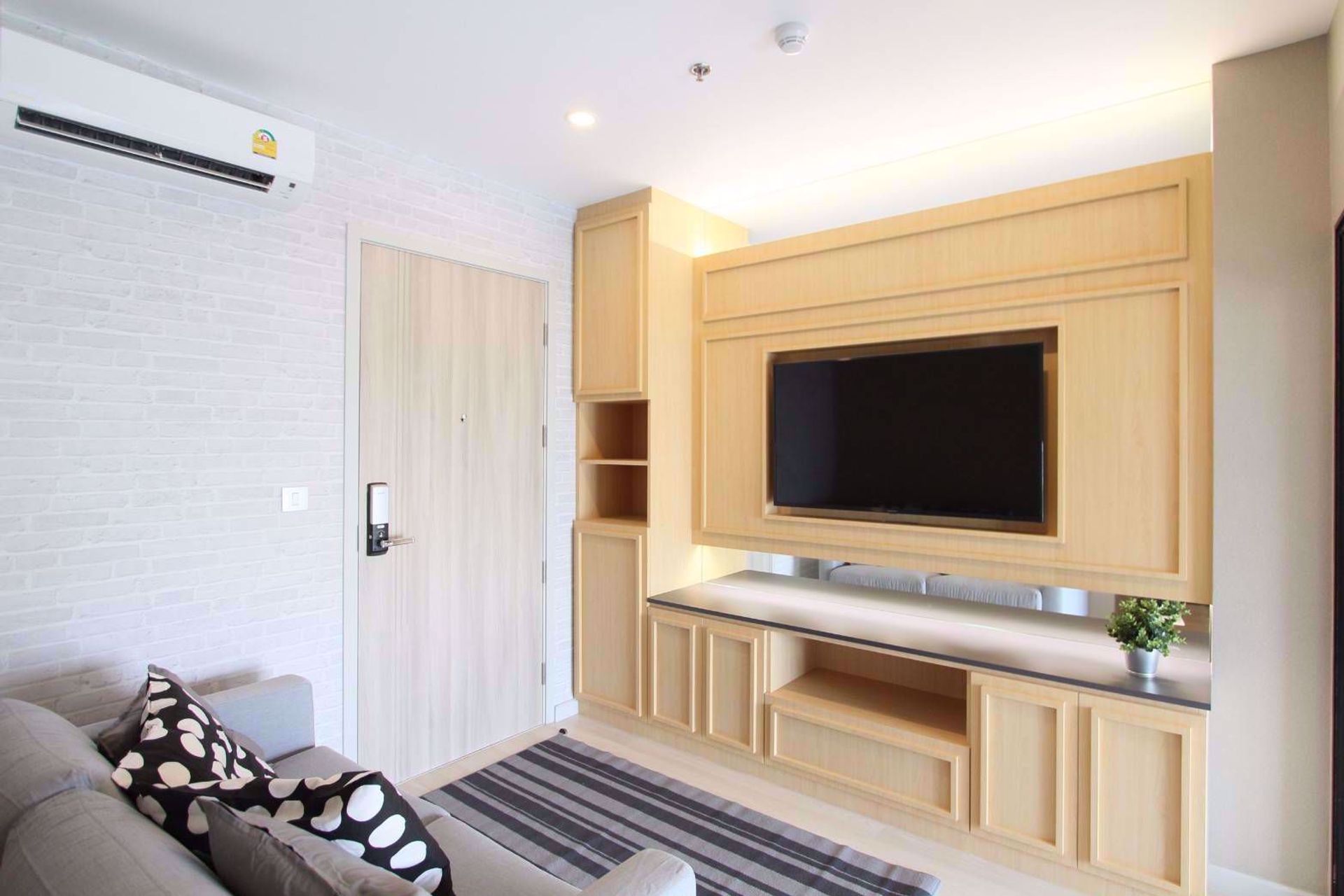 Condominium in , Krung Thep Maha Nakhon 12216974