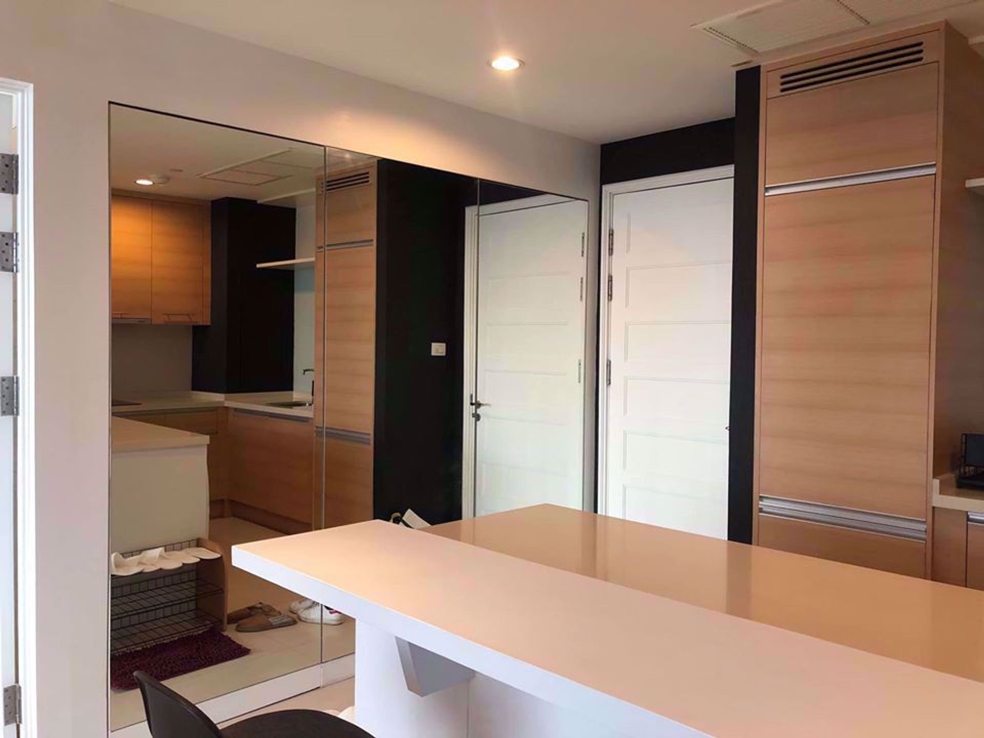 Condominium dans Khlong Toei, Krung Thep Maha Nakhon 12217124