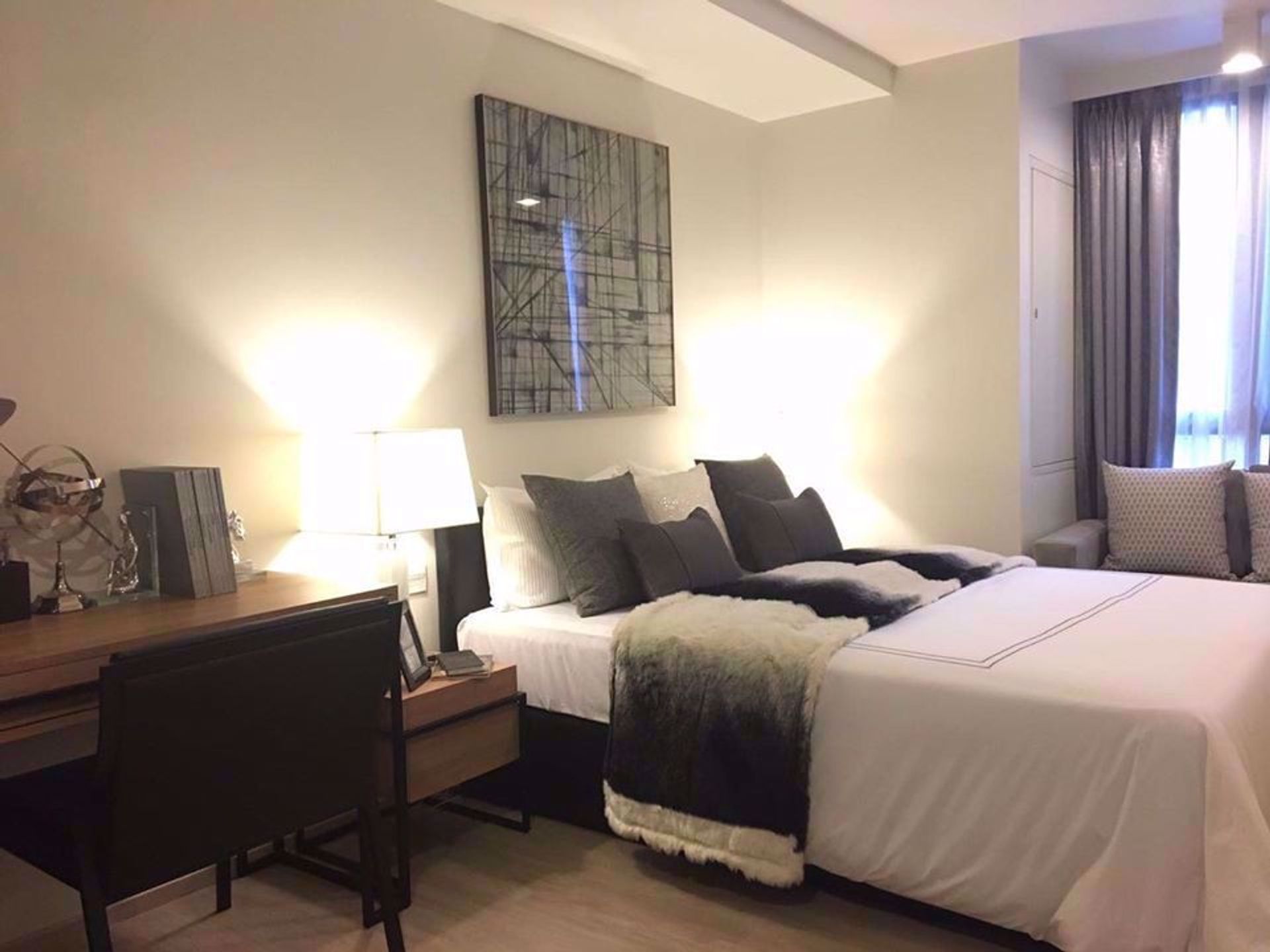 Condominium in Pathum Wan, Krung Thep Maha Nakhon 12217222