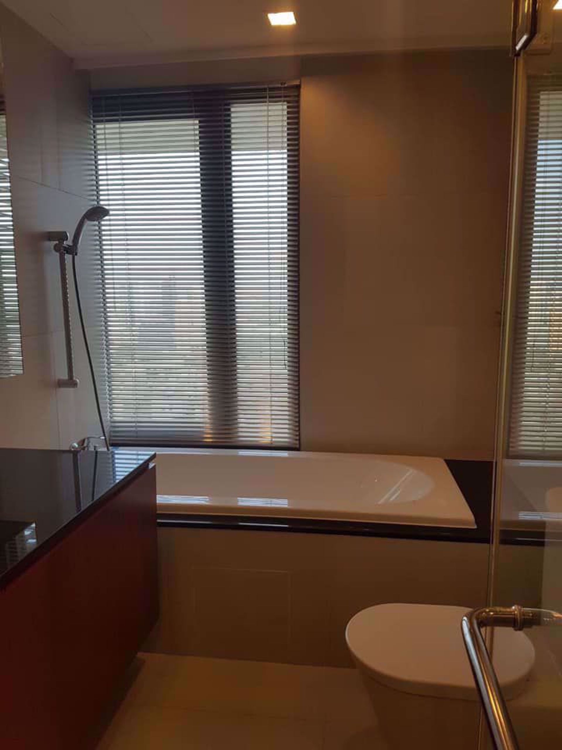 Condominium in Ban Bang Kraboeang, Samut Prakan 12217230